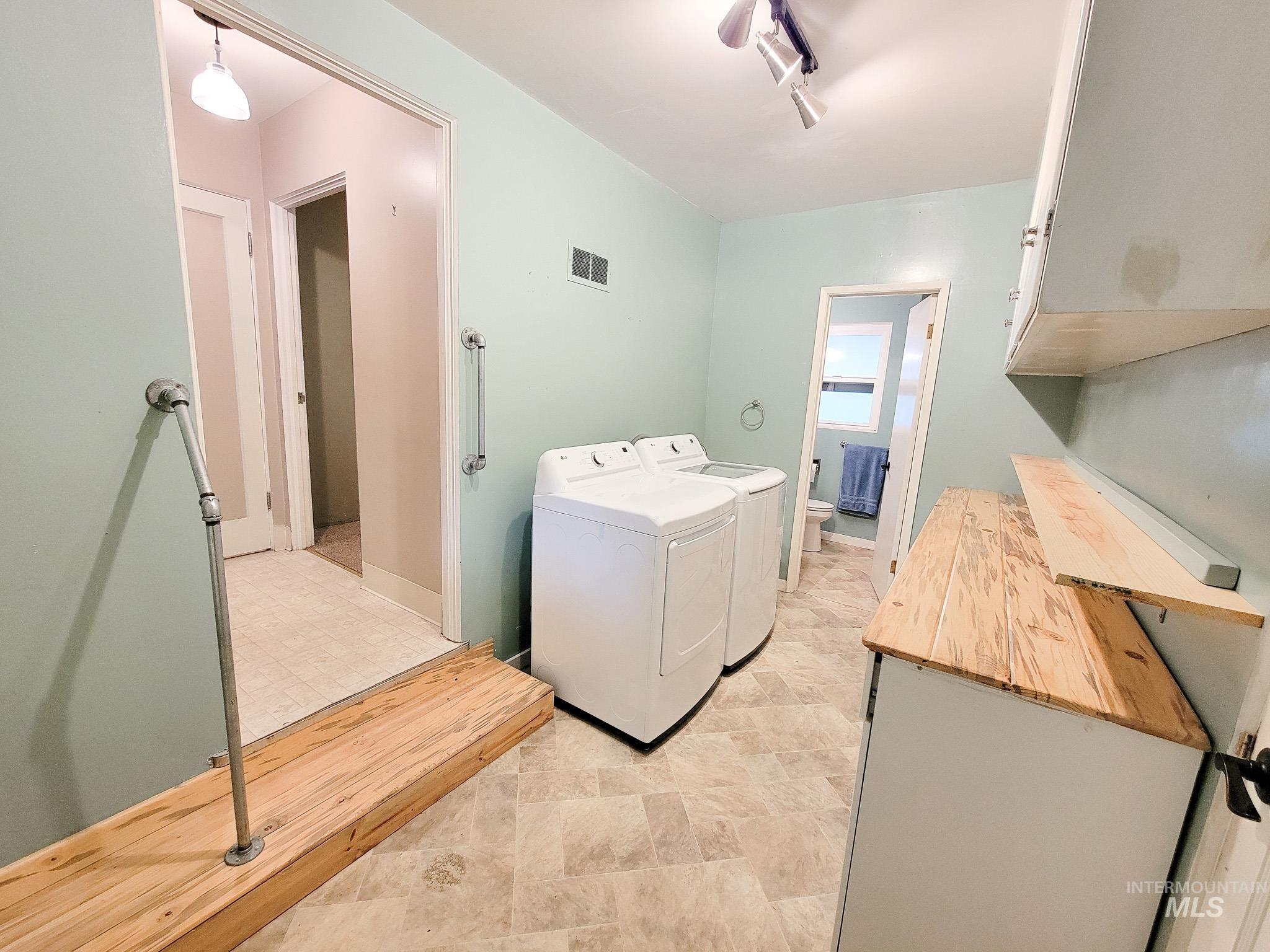 618 Highland, Clarkston, Idaho 99403, 3 Bedrooms, 2 Bathrooms, Residential For Sale, Price $399,900, 98968117