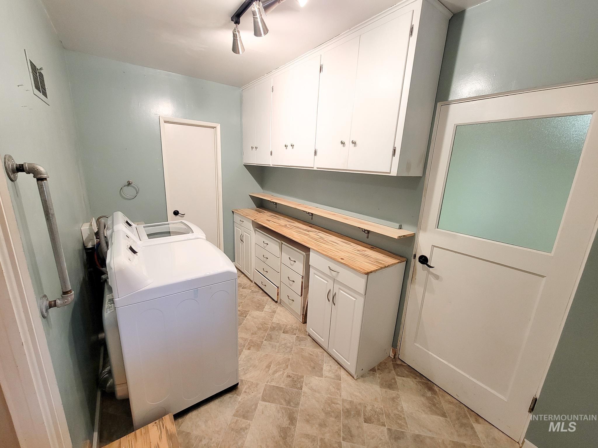 618 Highland, Clarkston, Idaho 99403, 3 Bedrooms, 2 Bathrooms, Residential For Sale, Price $395,000, 98968117