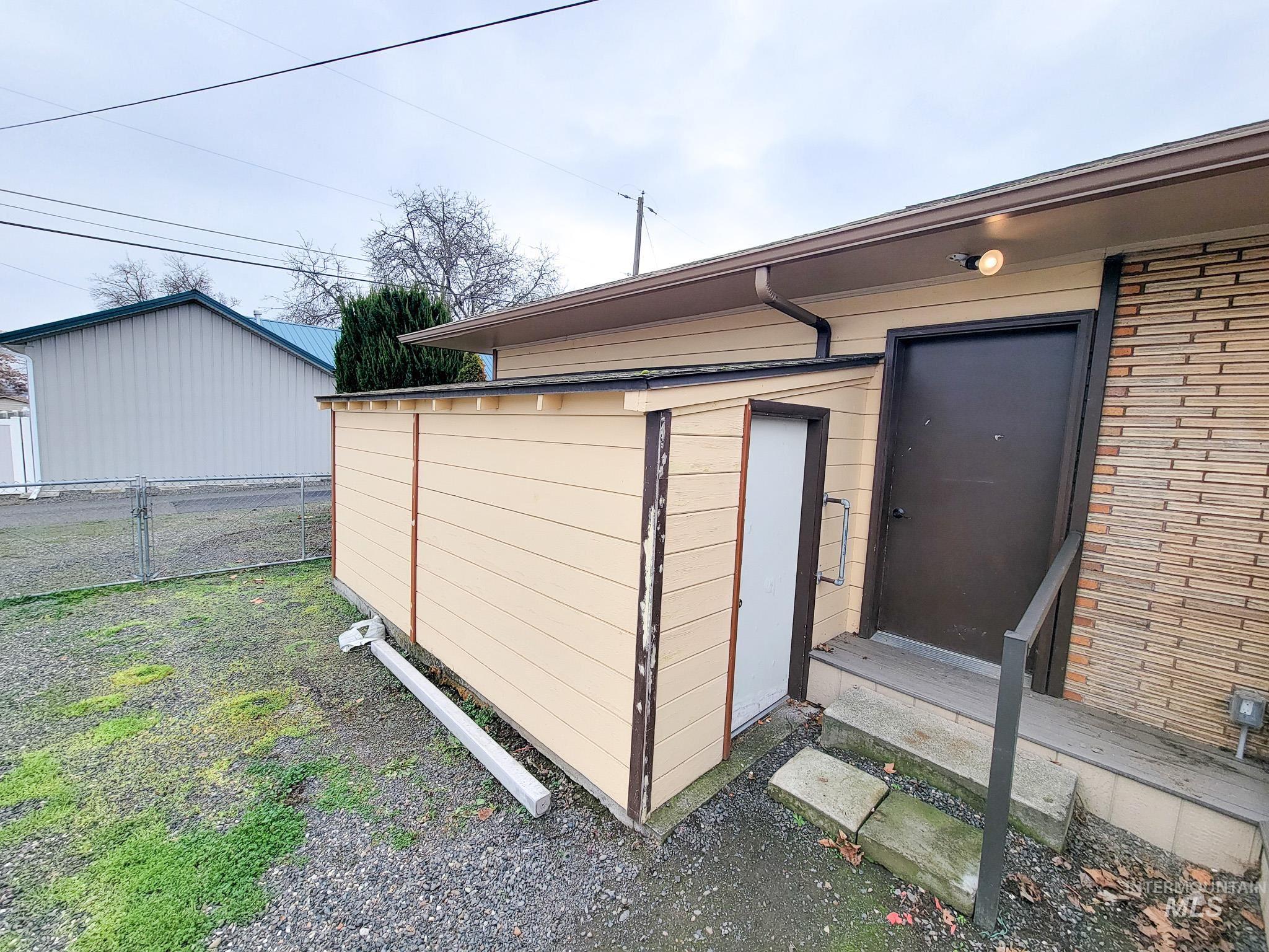 618 Highland, Clarkston, Idaho 99403, 3 Bedrooms, 2 Bathrooms, Residential For Sale, Price $395,000, 98968117