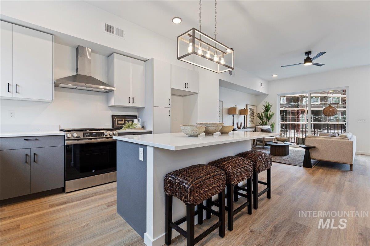 2043 S Makar Ln, Boise, Idaho 83706, 3 Bedrooms, 3.5 Bathrooms, Residential For Sale, Price $795,000,MLS 98968120