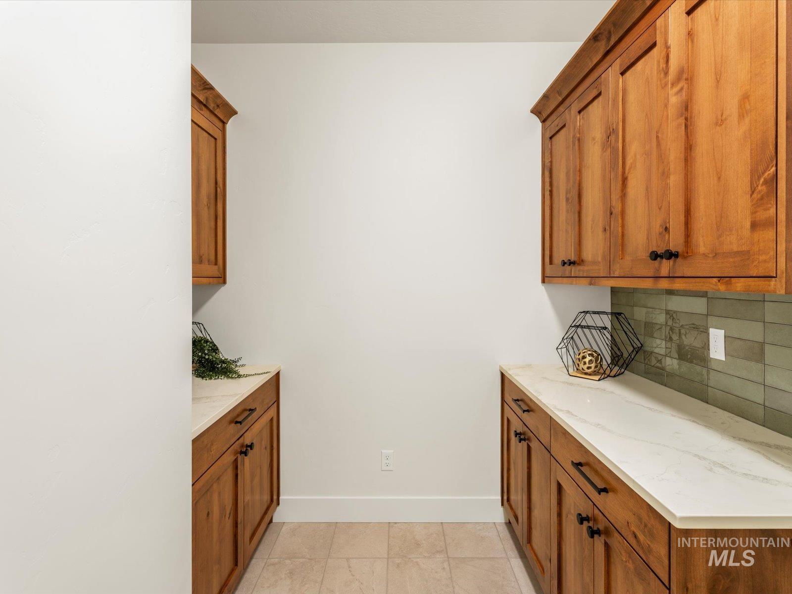 535 E Distributor Dr, Boise, Idaho 83716, 3 Bedrooms, 2.5 Bathrooms, Residential For Sale, Price $674,900,MLS 98968124