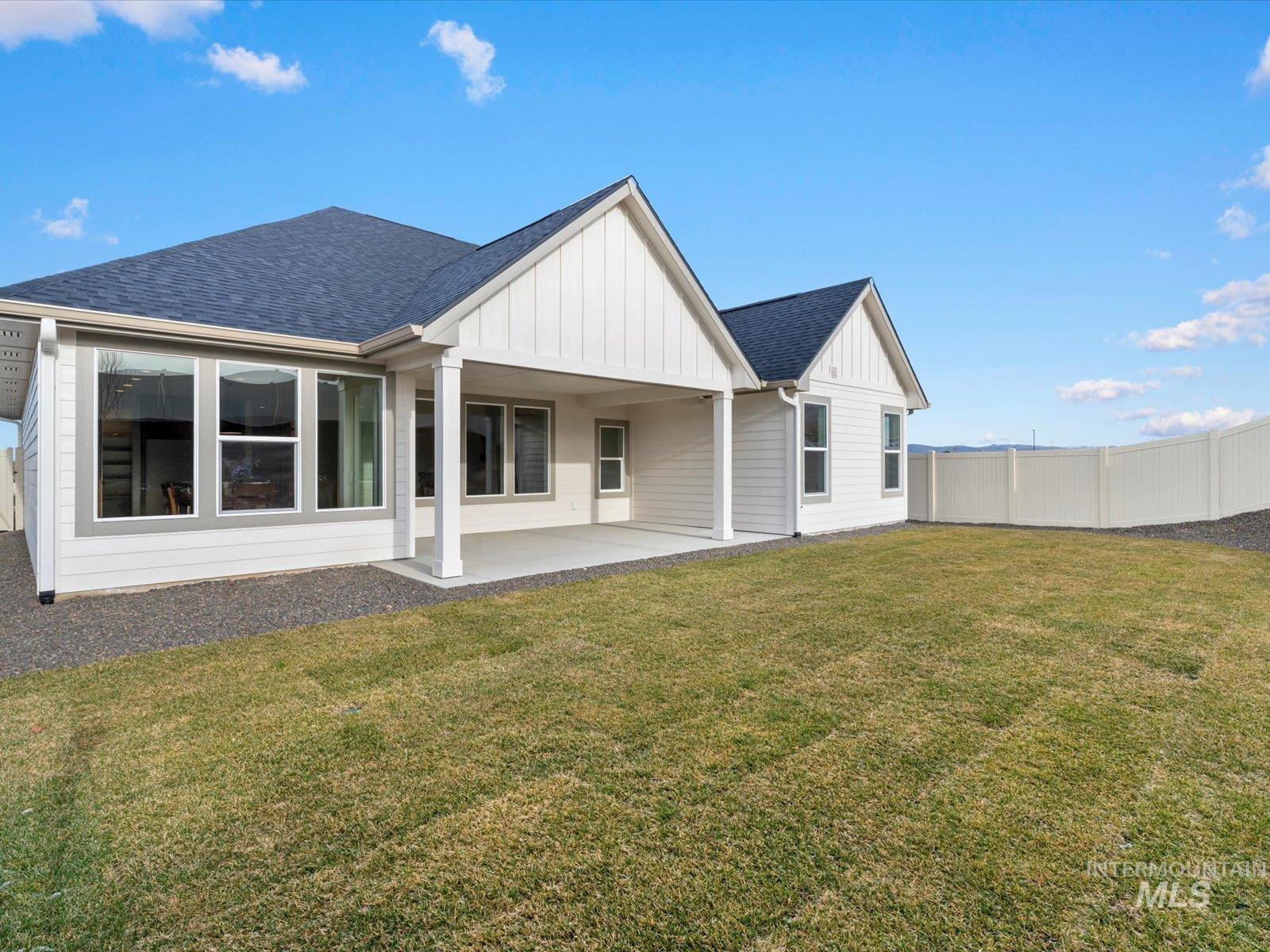 535 E Distributor Dr, Boise, Idaho 83716, 3 Bedrooms, 2.5 Bathrooms, Residential For Sale, Price $674,900,MLS 98968124