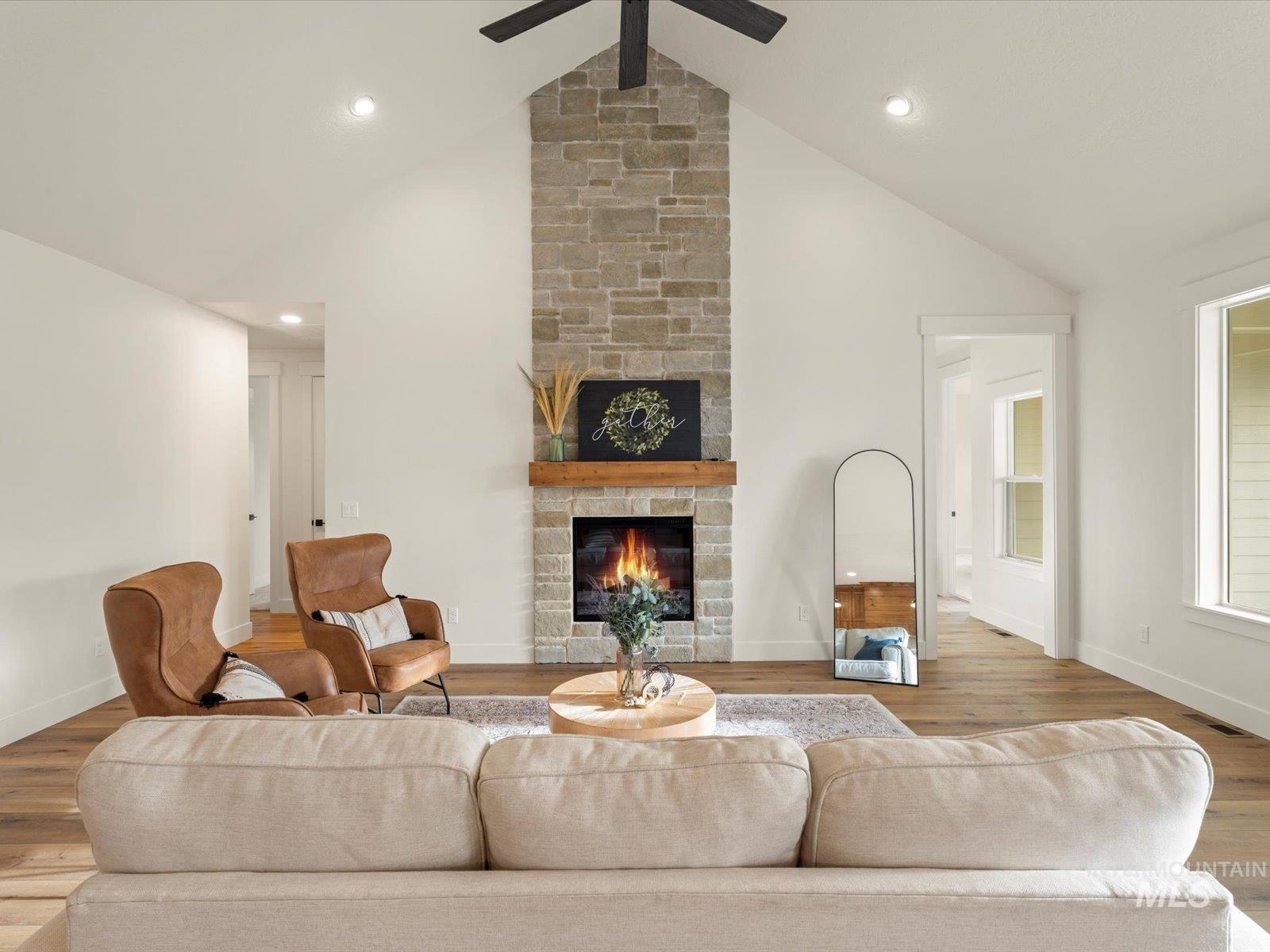 535 E Distributor Dr, Boise, Idaho 83716, 3 Bedrooms, 2.5 Bathrooms, Residential For Sale, Price $674,900,MLS 98968124