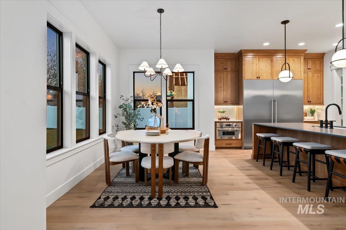 252 N Timber Wolf Pl, Eagle, Idaho 83616, 4 Bedrooms, 3.5 Bathrooms, Residential For Sale, Price $1,387,900,MLS 98968125