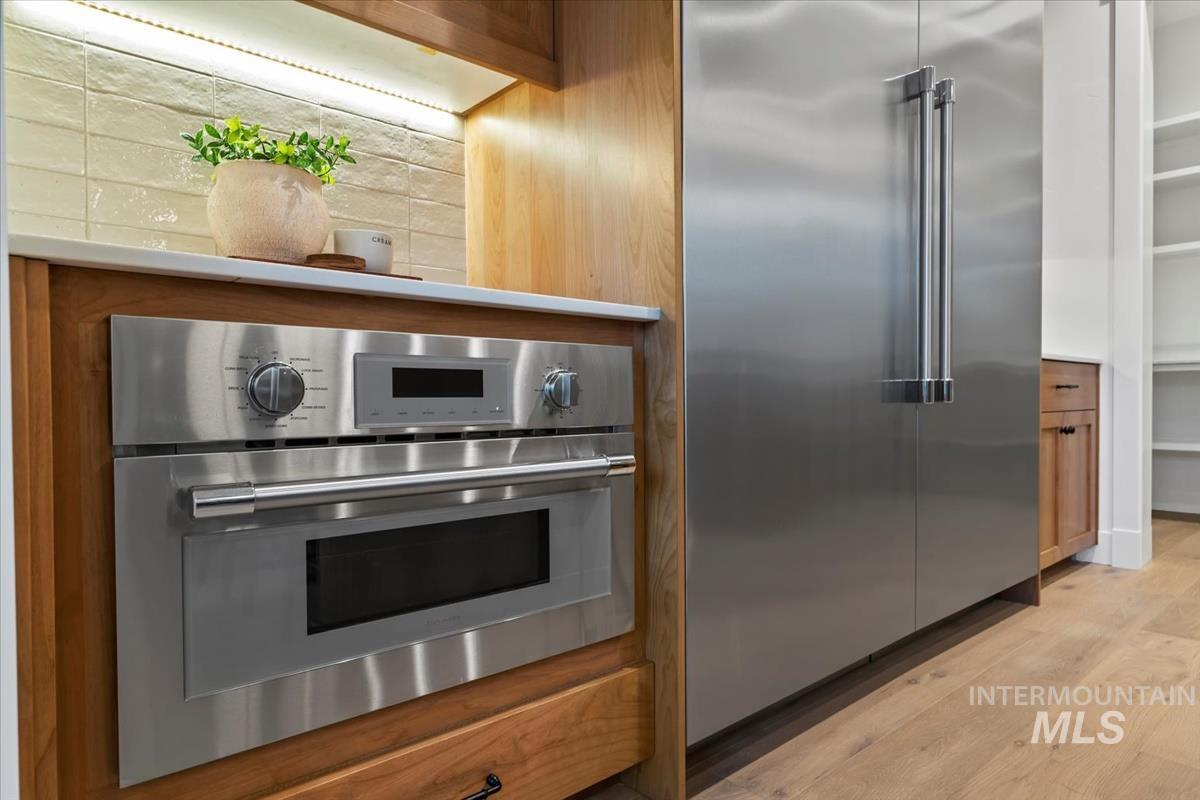 252 N Timber Wolf Pl, Eagle, Idaho 83616, 4 Bedrooms, 3.5 Bathrooms, Residential For Sale, Price $1,387,900,MLS 98968125