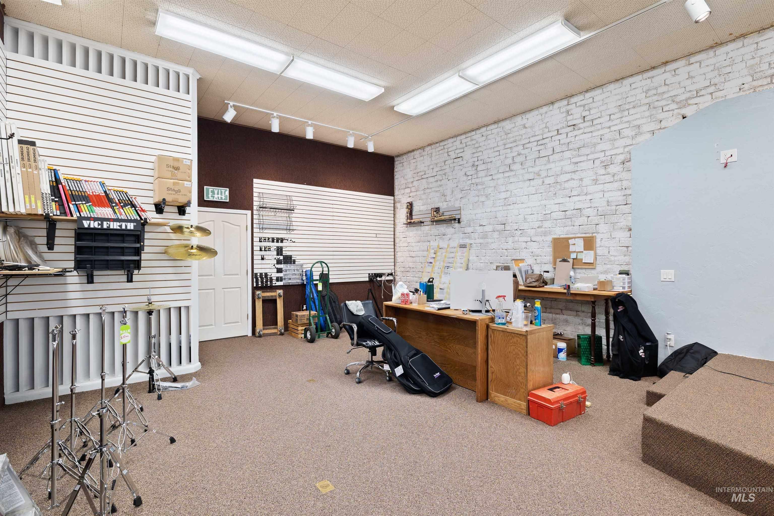 1328 Overland Ave, Burley, Idaho 83318, Business/Commercial For Sale, Price $460,000, 98968128