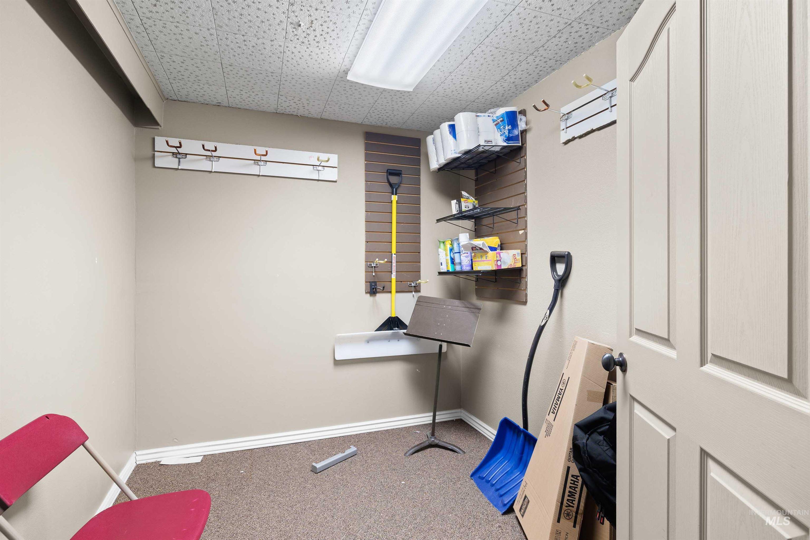 1328 Overland Ave, Burley, Idaho 83318, Business/Commercial For Sale, Price $460,000, 98968128