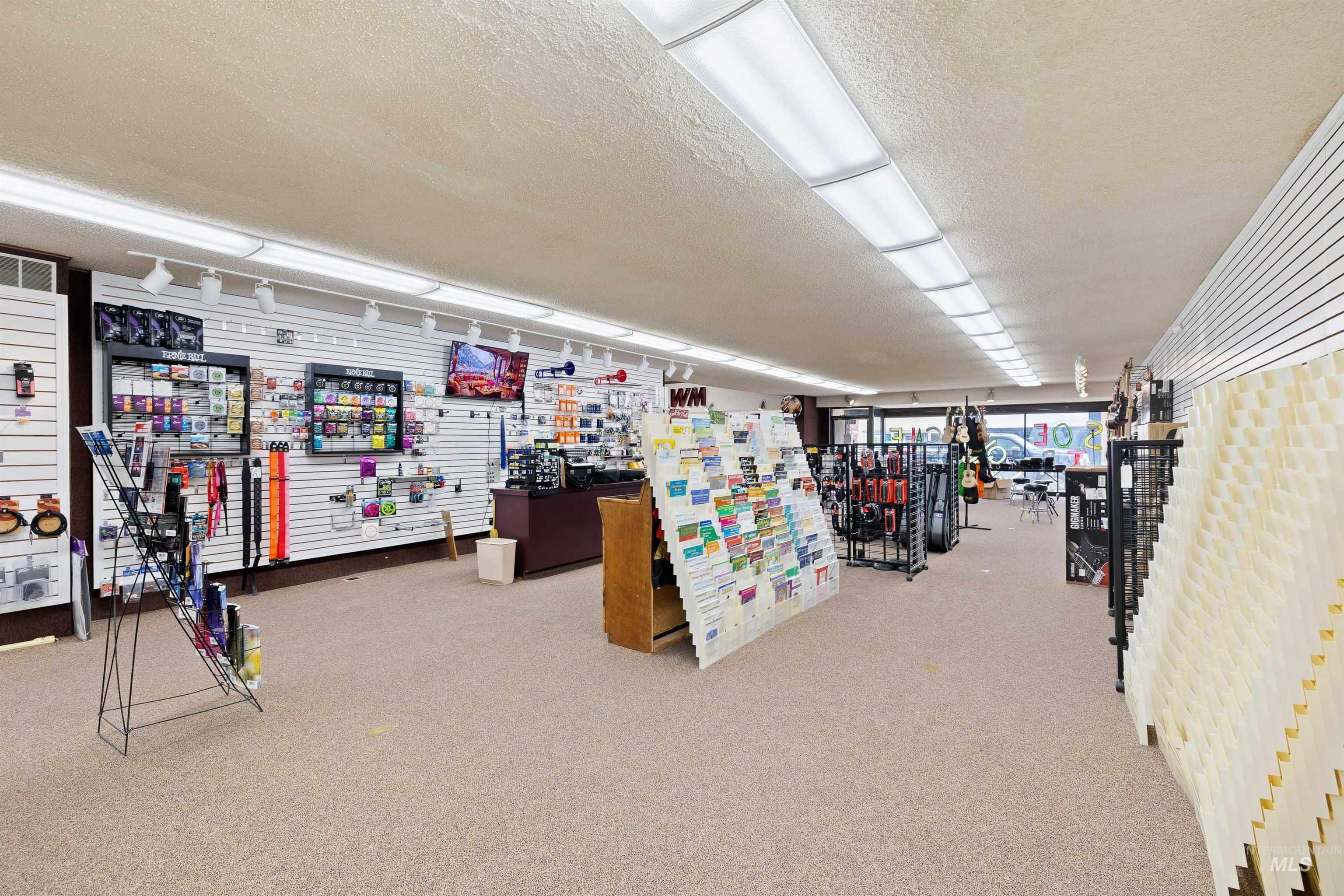 1328 Overland Ave, Burley, Idaho 83318, Business/Commercial For Sale, Price $460,000, 98968128
