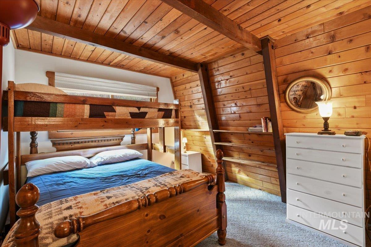 9 Moonglow Dr, Garden Valley, Idaho 83622-5255, 4 Bedrooms, 2 Bathrooms, Residential For Sale, Price $515,000,MLS 98968132