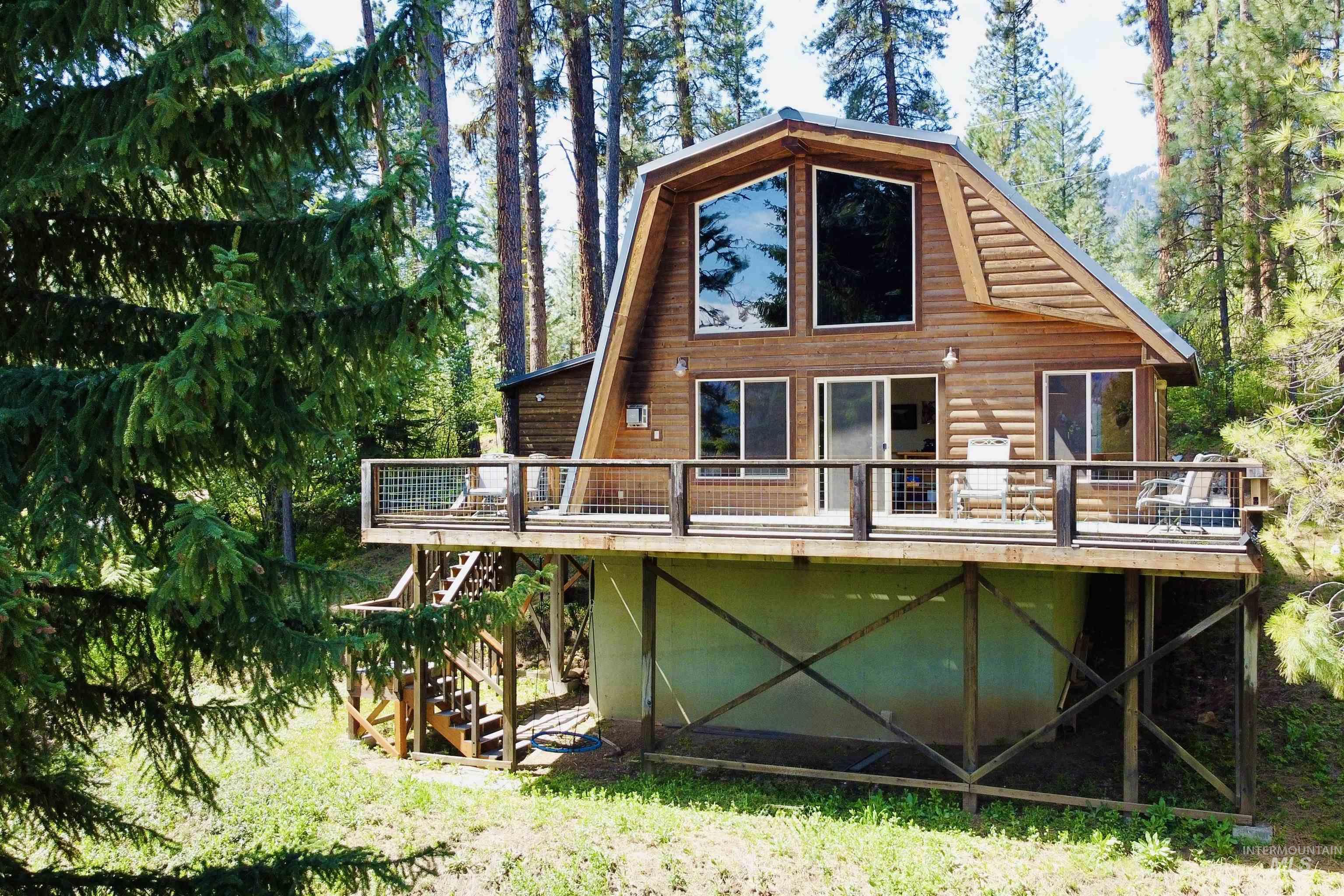 9 Moonglow Dr, Garden Valley, Idaho 83622-5255, 4 Bedrooms, 2 Bathrooms, Residential For Sale, Price $515,000,MLS 98968132