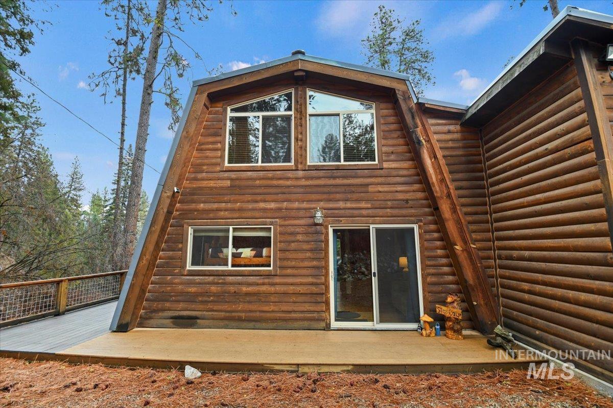 9 Moonglow Dr, Garden Valley, Idaho 83622-5255, 4 Bedrooms, 2 Bathrooms, Residential For Sale, Price $515,000,MLS 98968132