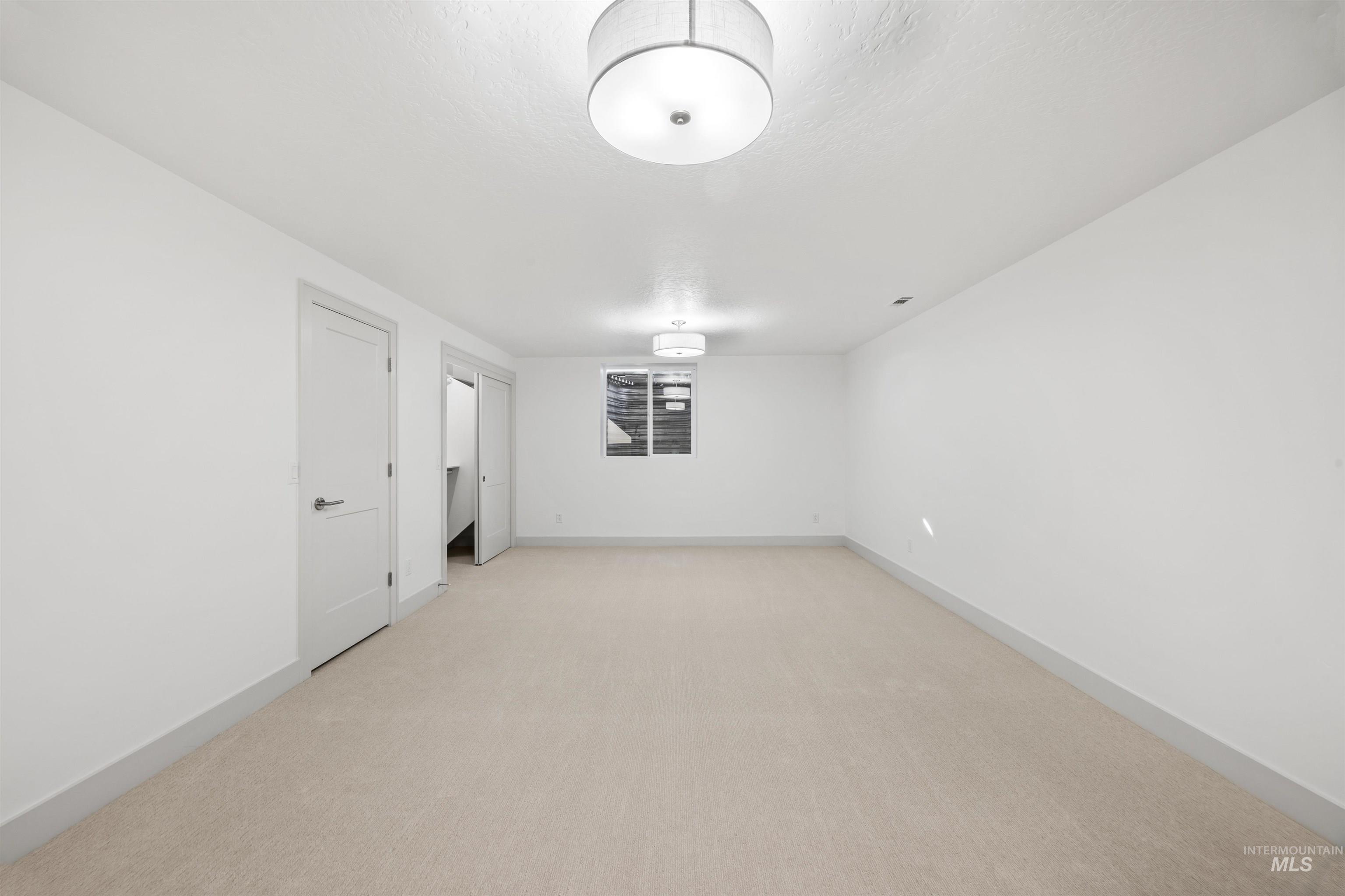 2141 W Beacon Light Rd, Eagle, Idaho 83616, 4 Bedrooms, 2.5 Bathrooms, Residential For Sale, Price $1,295,000,MLS 98968134