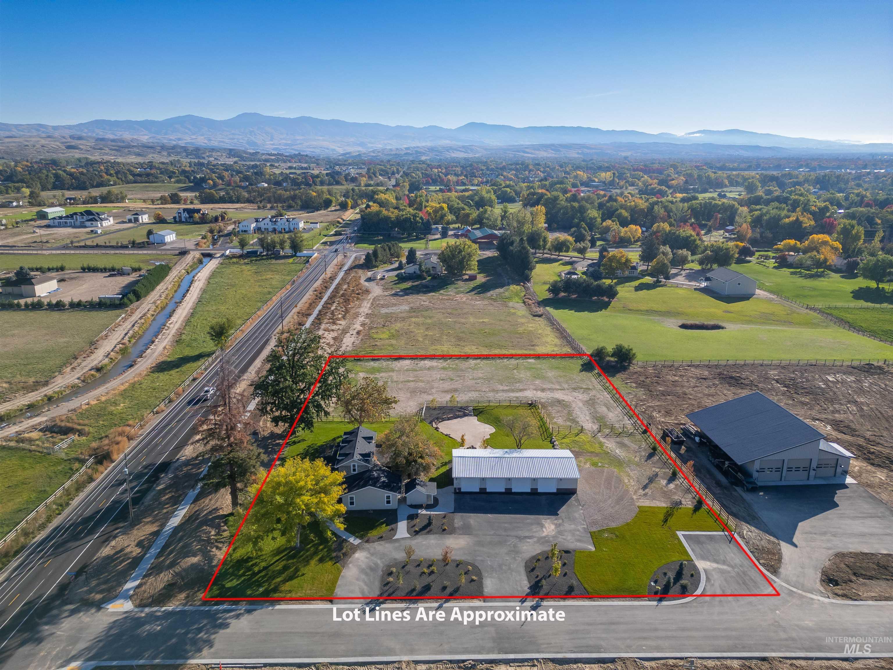 2141 W Beacon Light Rd, Eagle, Idaho 83616, 4 Bedrooms, 2.5 Bathrooms, Residential For Sale, Price $1,295,000,MLS 98968134