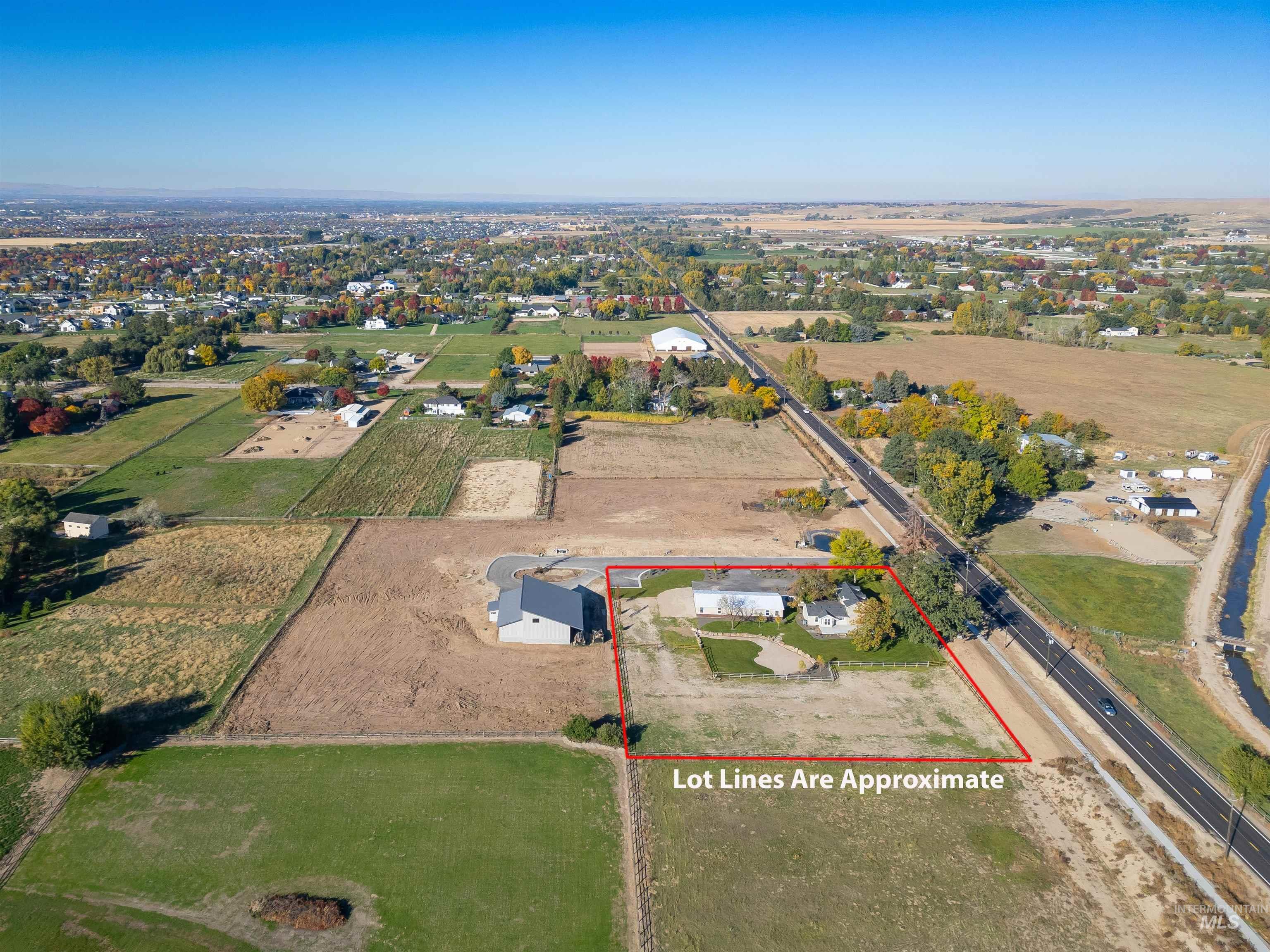 2141 W Beacon Light Rd, Eagle, Idaho 83616, 4 Bedrooms, 2.5 Bathrooms, Residential For Sale, Price $1,295,000,MLS 98968134