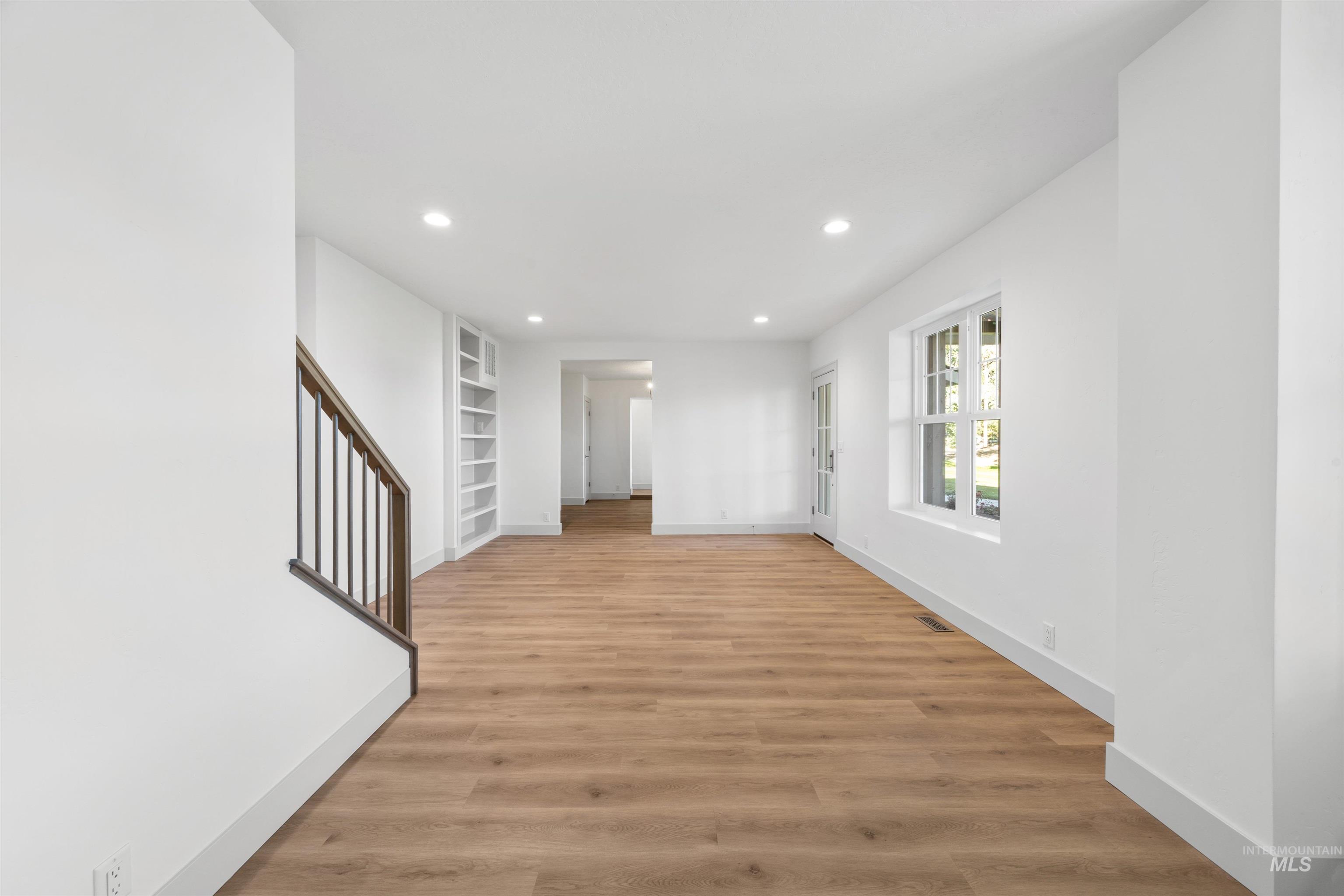 2141 W Beacon Light Rd, Eagle, Idaho 83616, 4 Bedrooms, 2.5 Bathrooms, Residential For Sale, Price $1,295,000,MLS 98968134