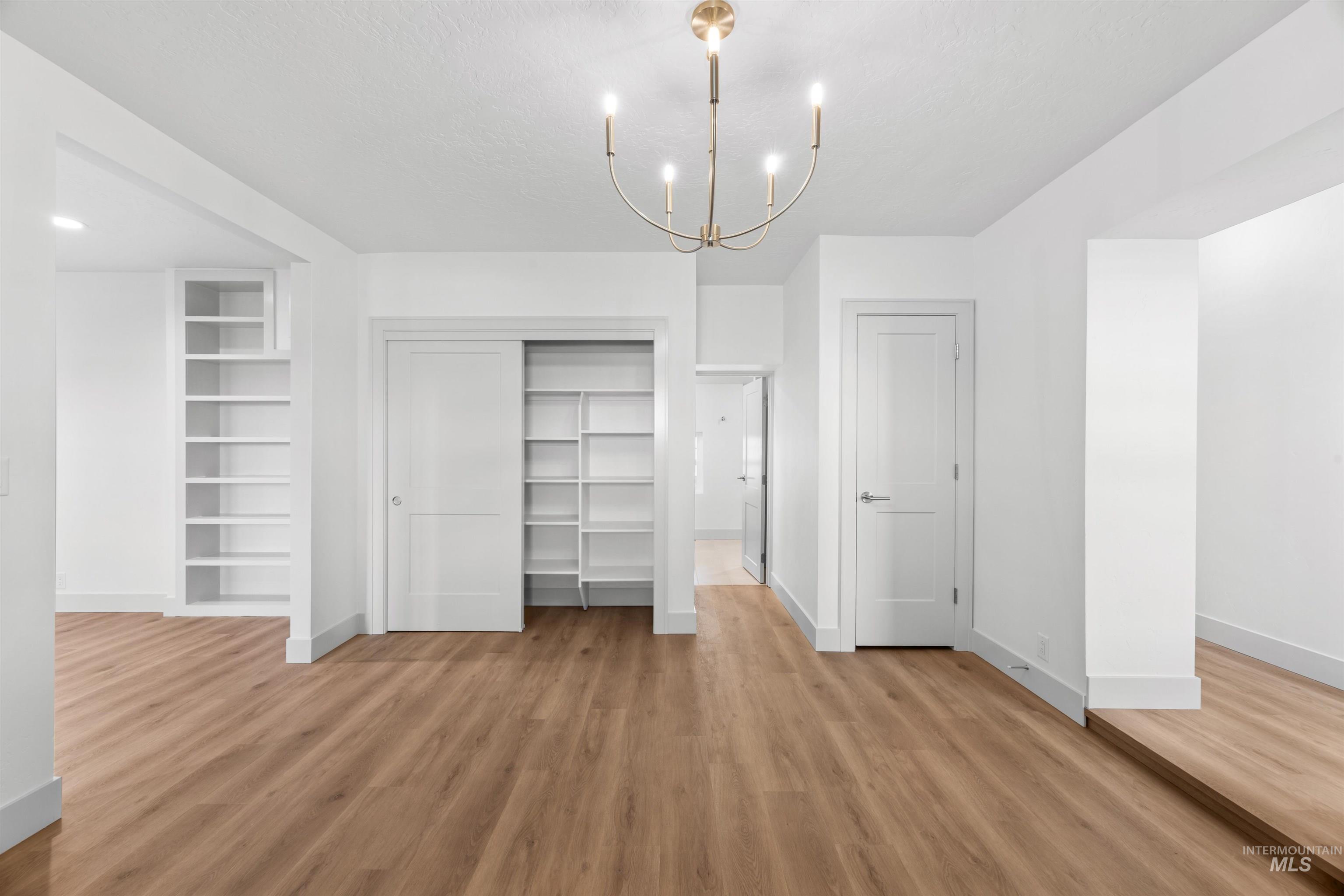 2141 W Beacon Light Rd, Eagle, Idaho 83616, 4 Bedrooms, 2.5 Bathrooms, Residential For Sale, Price $1,295,000,MLS 98968134