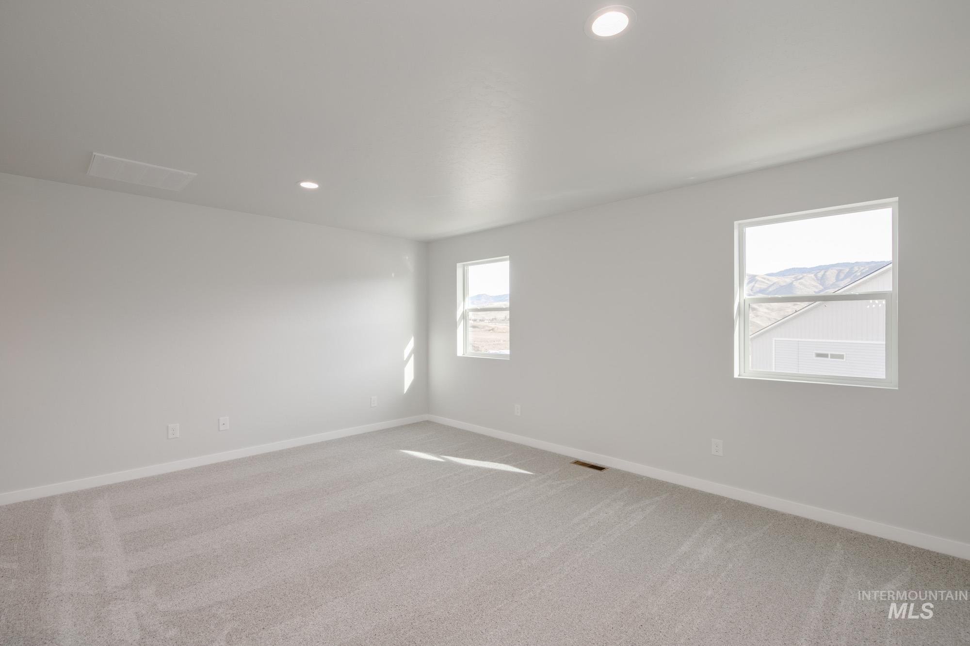 231 Caribou Ct, Horseshoe Bend, Idaho 83629, 4 Bedrooms, 2.5 Bathrooms, Residential For Sale, Price $449,990,MLS 98968136