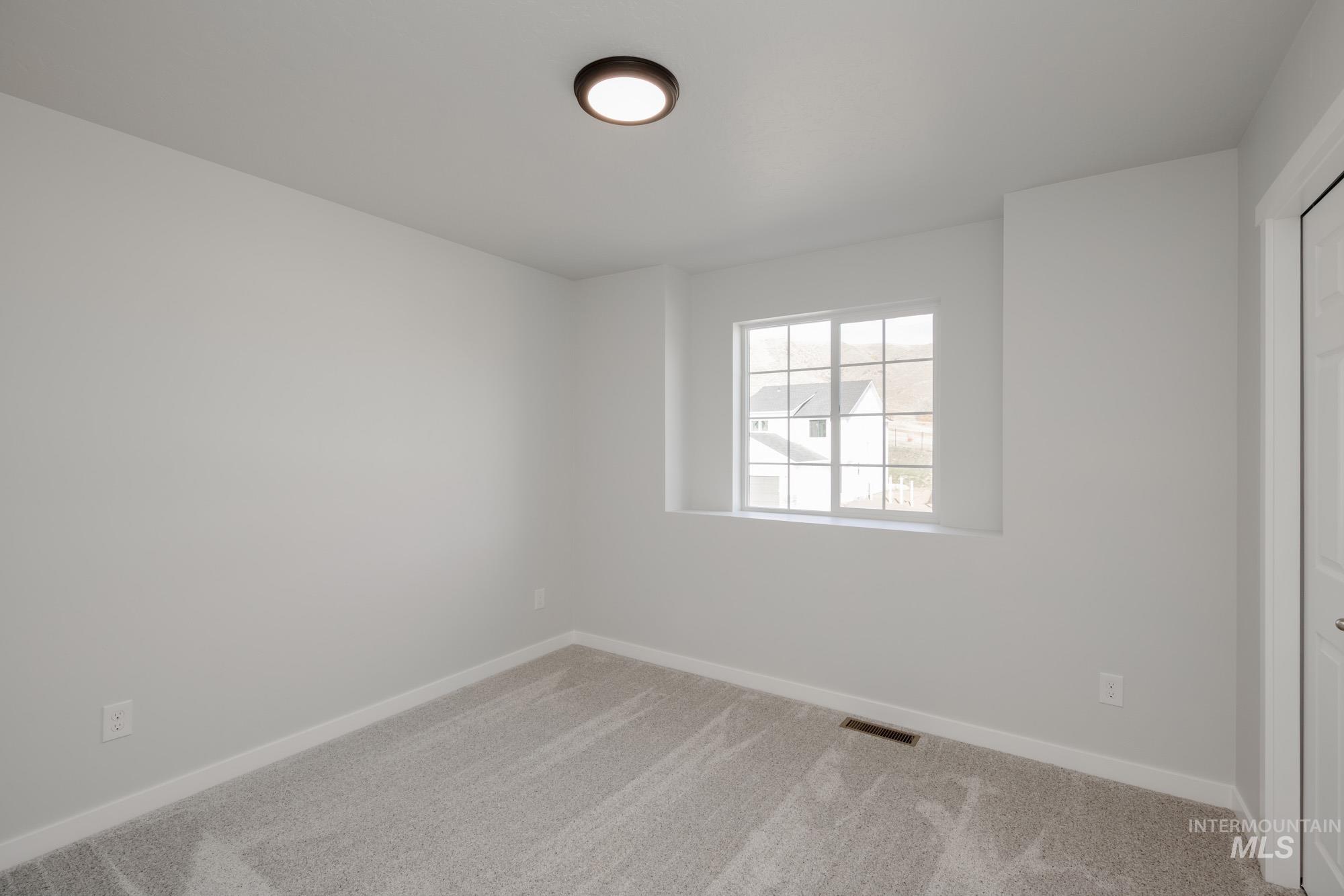 231 Caribou Ct, Horseshoe Bend, Idaho 83629, 4 Bedrooms, 2.5 Bathrooms, Residential For Sale, Price $449,990,MLS 98968136