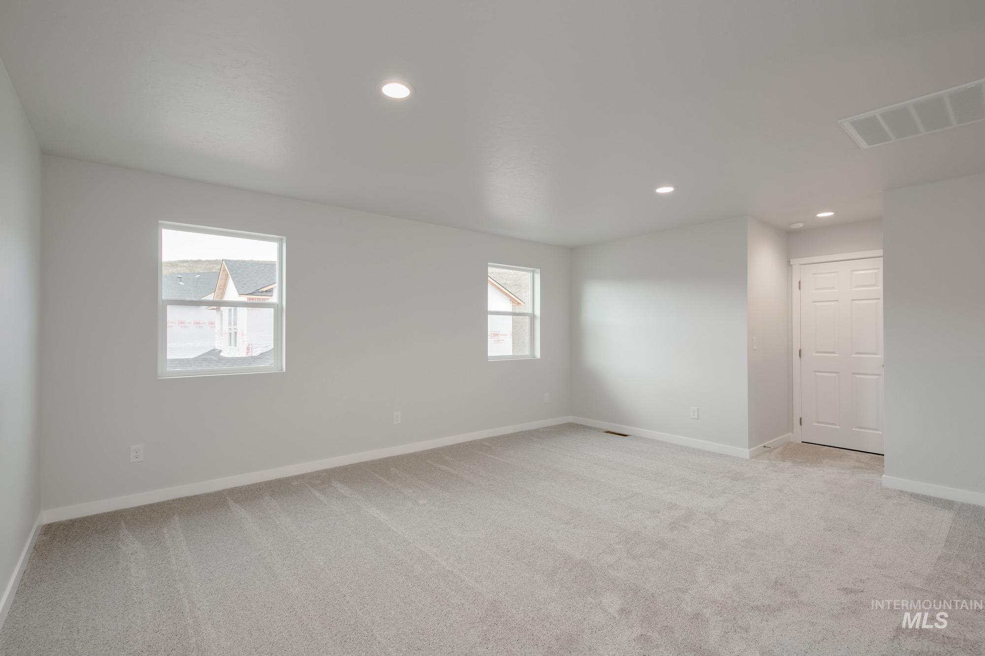 236 Caribou Ct, Horseshoe Bend, Idaho 83629, 4 Bedrooms, 2.5 Bathrooms, Residential For Sale, Price $434,990,MLS 98968138