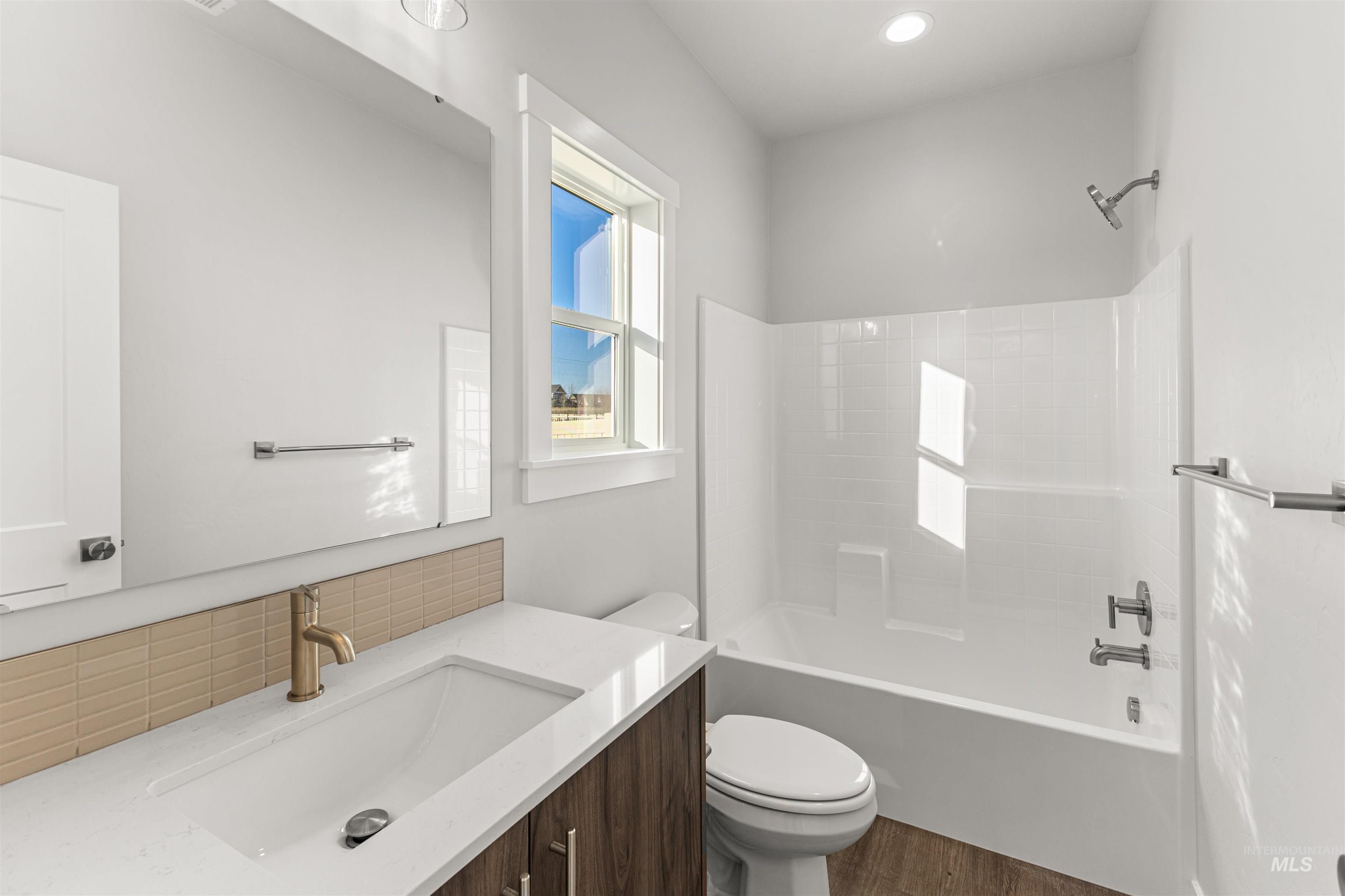 5503 W Yarnell St, Eagle, Idaho 83669, 5 Bedrooms, 4.5 Bathrooms, Residential For Sale, Price $1,174,990,MLS 98968140