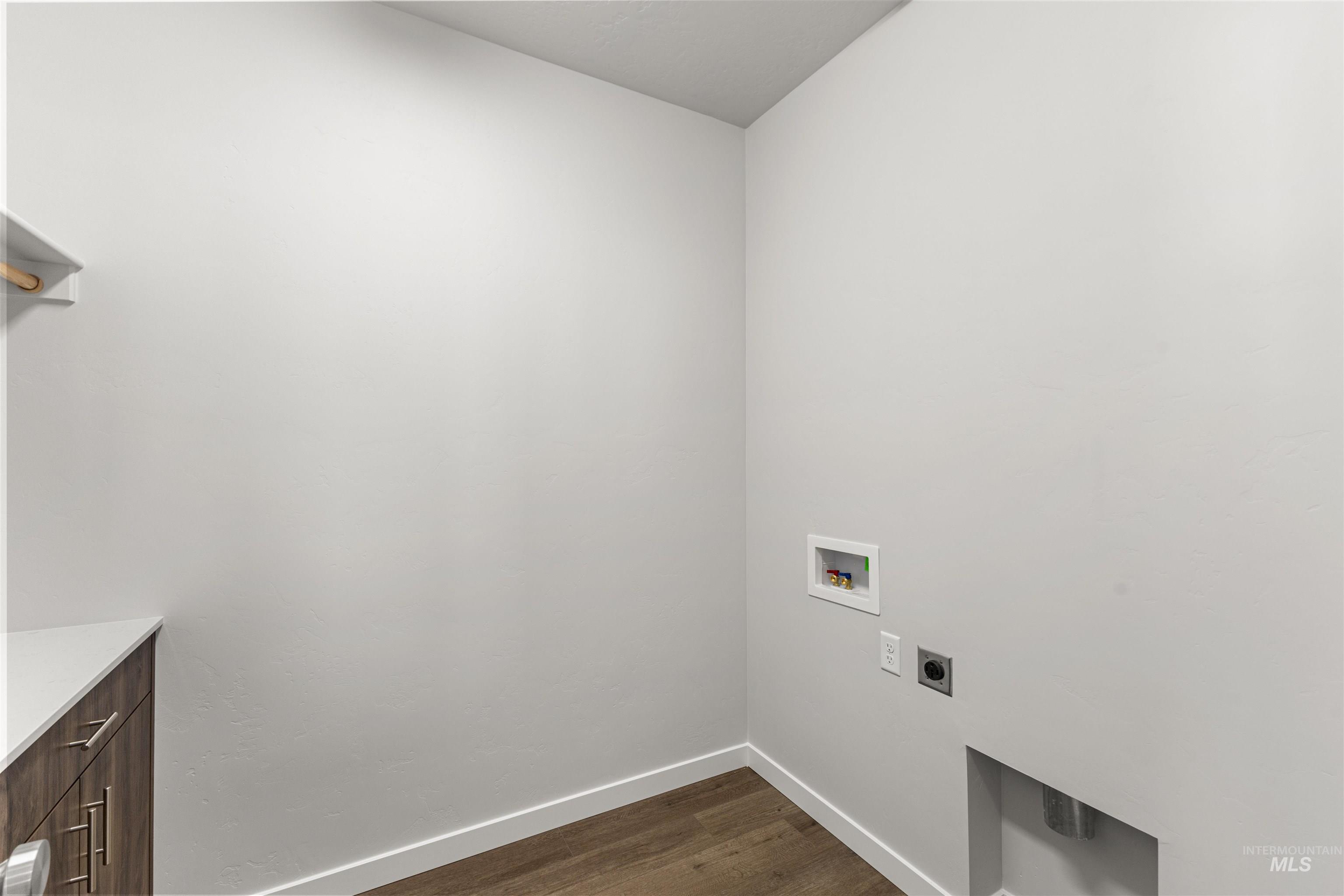 5503 W Yarnell St, Eagle, Idaho 83669, 5 Bedrooms, 4.5 Bathrooms, Residential For Sale, Price $1,159,990, 98968140