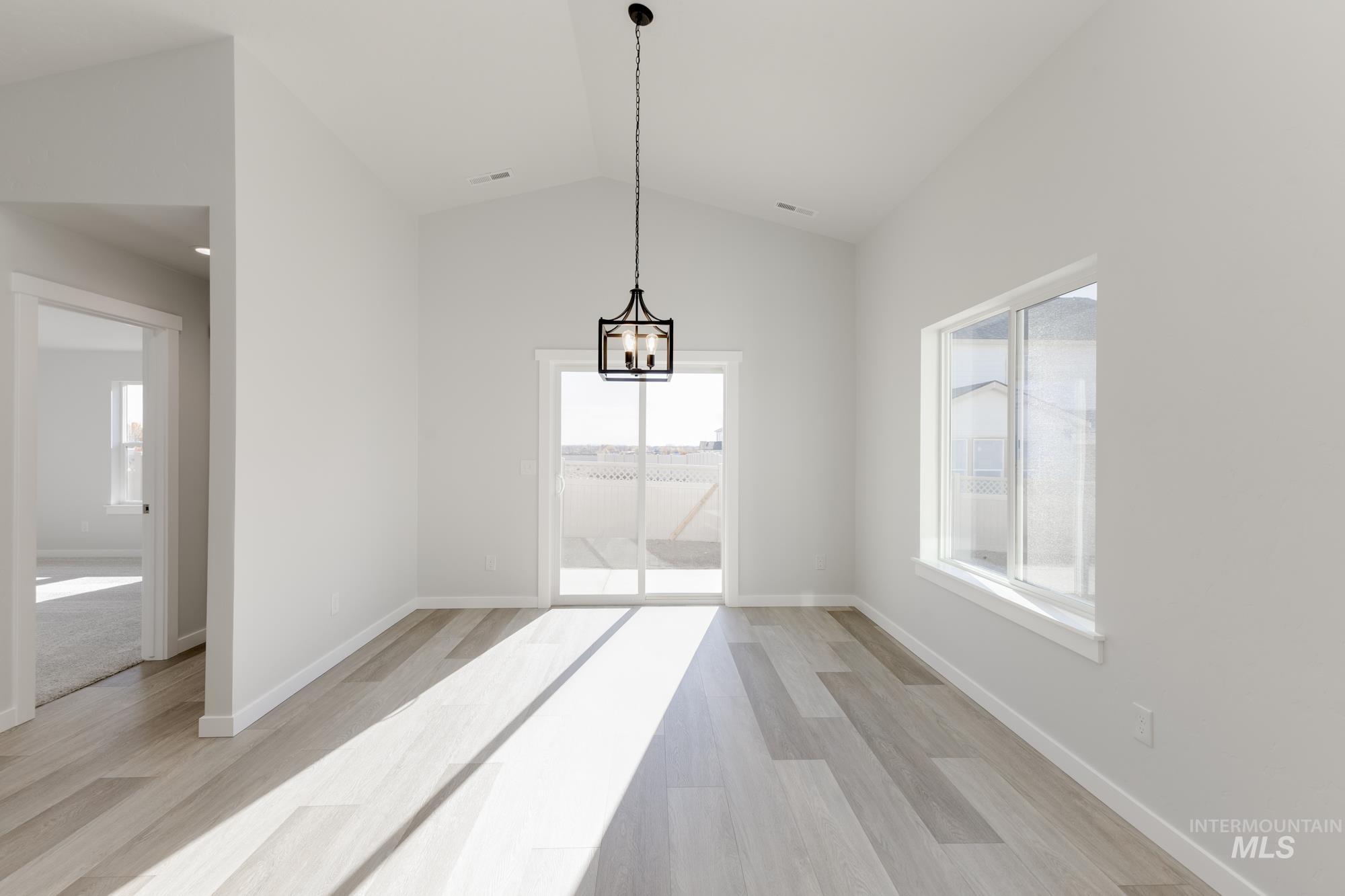 10539 W Teratai St, Star, Idaho 83669, 4 Bedrooms, 2 Bathrooms, Residential For Sale, Price $495,990,MLS 98968143