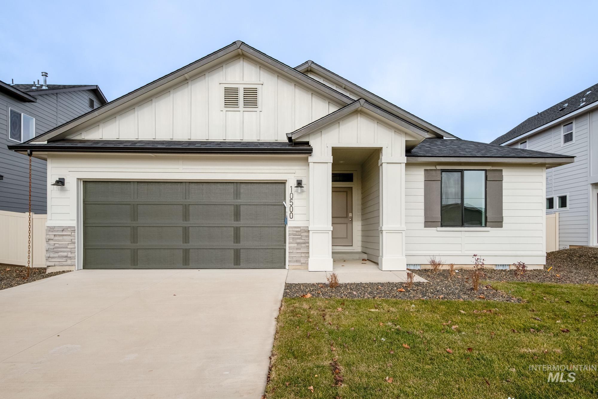 10500 W Teratai St, Star, Idaho 83669, 4 Bedrooms, 2 Bathrooms, Residential For Sale, Price $472,990,MLS 98968146