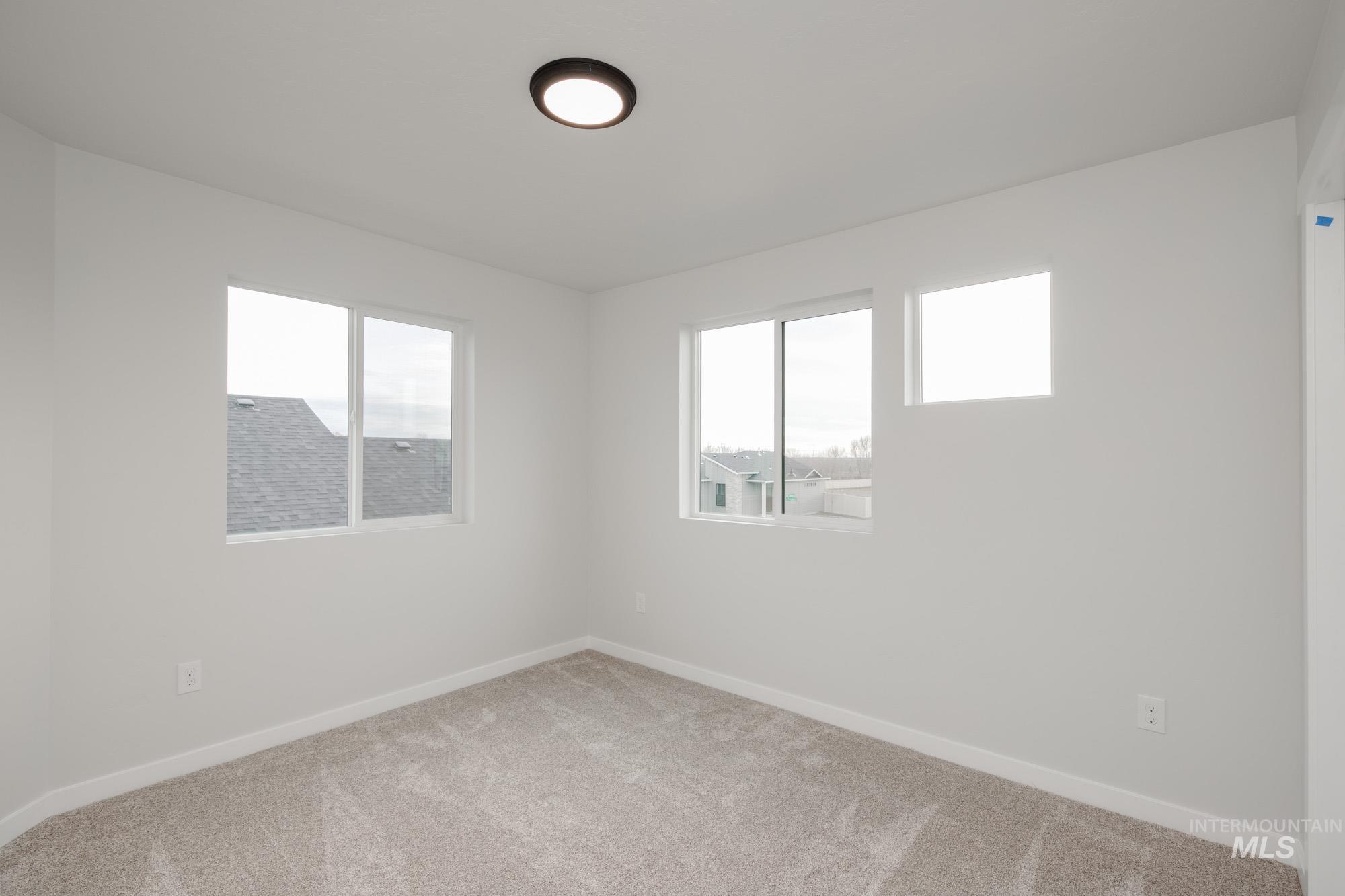 10512 W Teratai St, Star, Idaho 83669, 3 Bedrooms, 2.5 Bathrooms, Residential For Sale, Price $459,990, 98968147