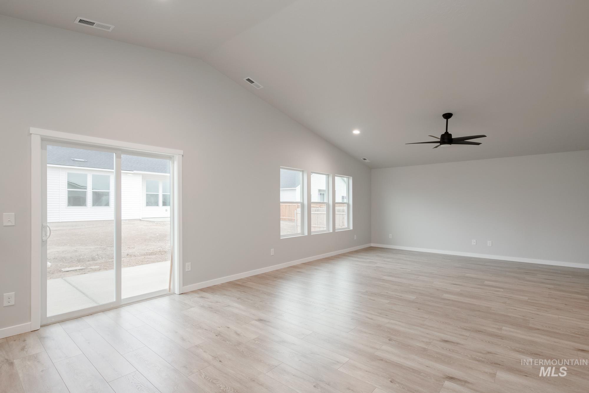 1722 Old Mill St, Middleton, Idaho 83644, 4 Bedrooms, 2 Bathrooms, Residential For Sale, Price $454,990, 98968150