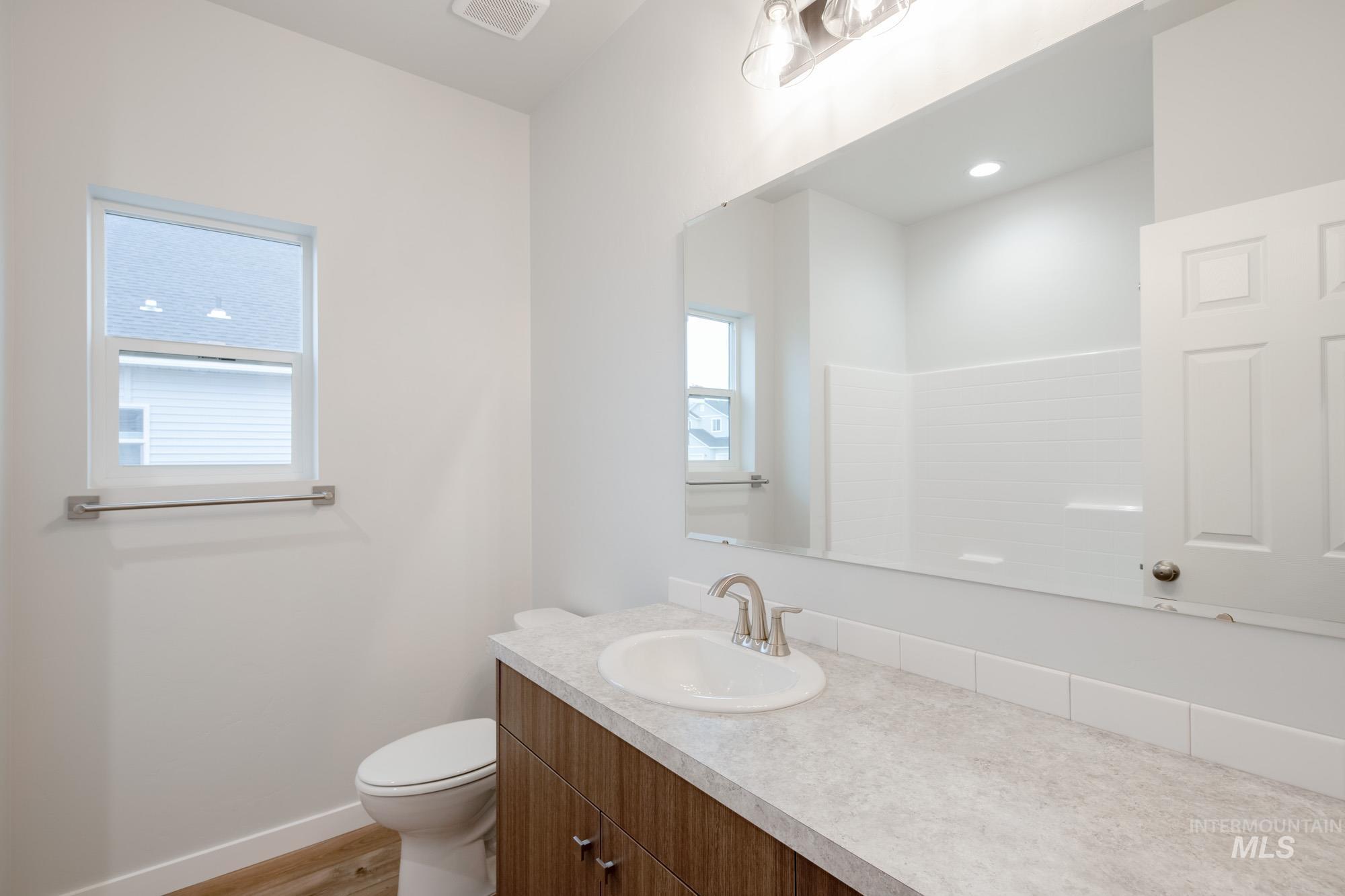 1725 Webb Brook St, Middleton, Idaho 83644, 4 Bedrooms, 2 Bathrooms, Residential For Sale, Price $464,990, 98968151