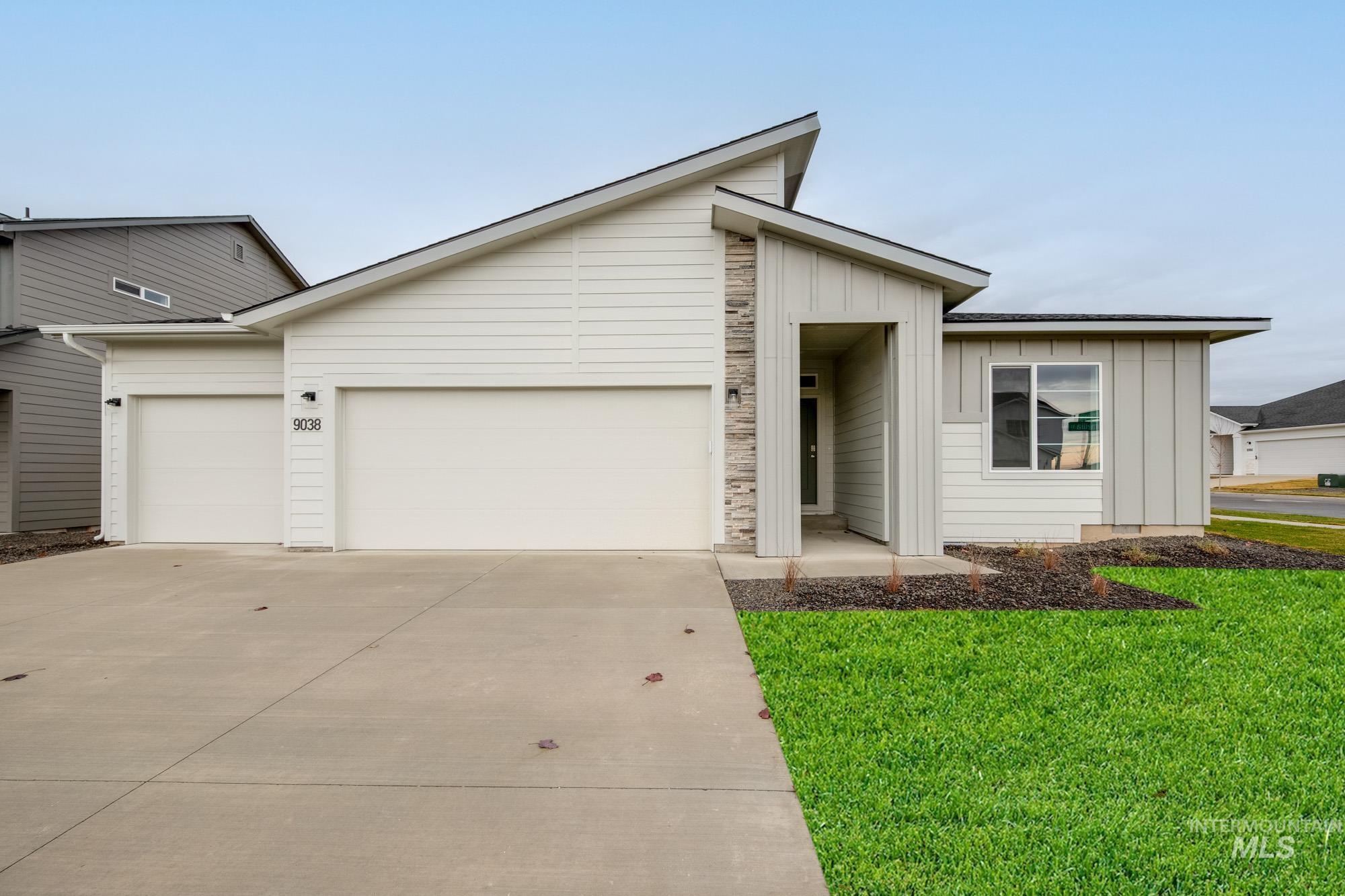 9038 W Camellia St, Nampa, Idaho 83687, 4 Bedrooms, 2 Bathrooms, Residential For Sale, Price $419,990,MLS 98968152