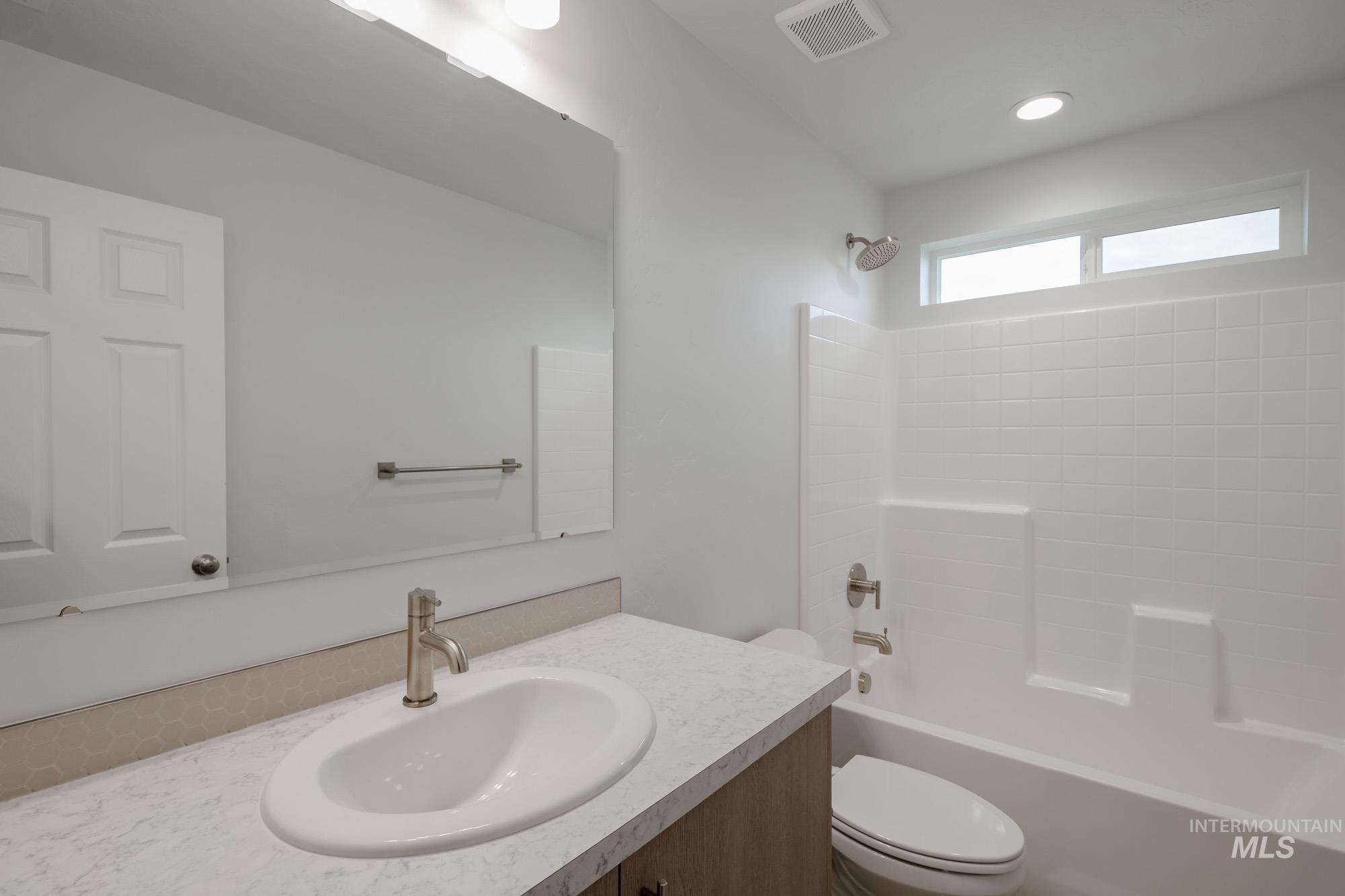 9038 W Camellia St, Nampa, Idaho 83687, 4 Bedrooms, 2 Bathrooms, Residential For Sale, Price $419,990,MLS 98968152