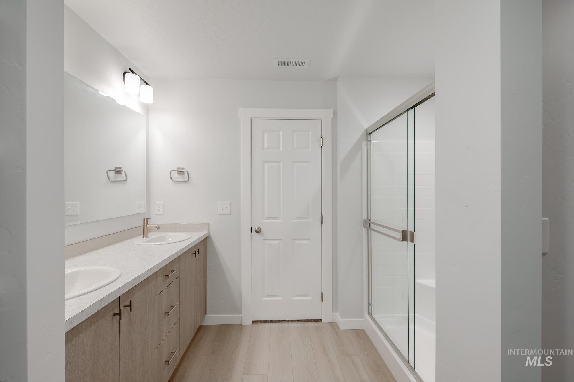 9038 W Camellia St, Nampa, Idaho 83687, 4 Bedrooms, 2 Bathrooms, Residential For Sale, Price $419,990,MLS 98968152