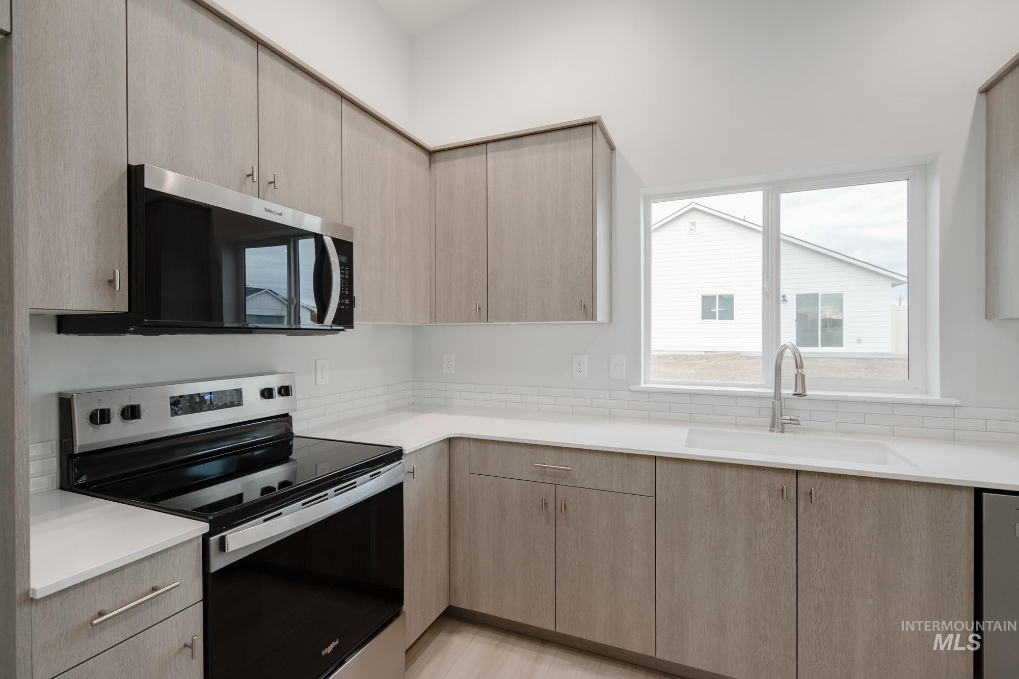 9038 W Camellia St, Nampa, Idaho 83687, 4 Bedrooms, 2 Bathrooms, Residential For Sale, Price $419,990,MLS 98968152