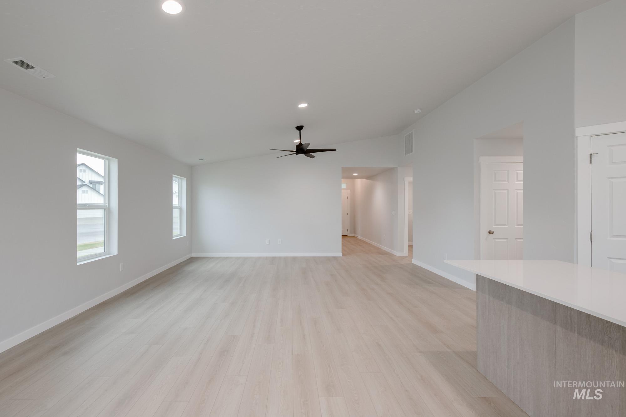 9038 W Camellia St, Nampa, Idaho 83687, 4 Bedrooms, 2 Bathrooms, Residential For Sale, Price $419,990,MLS 98968152