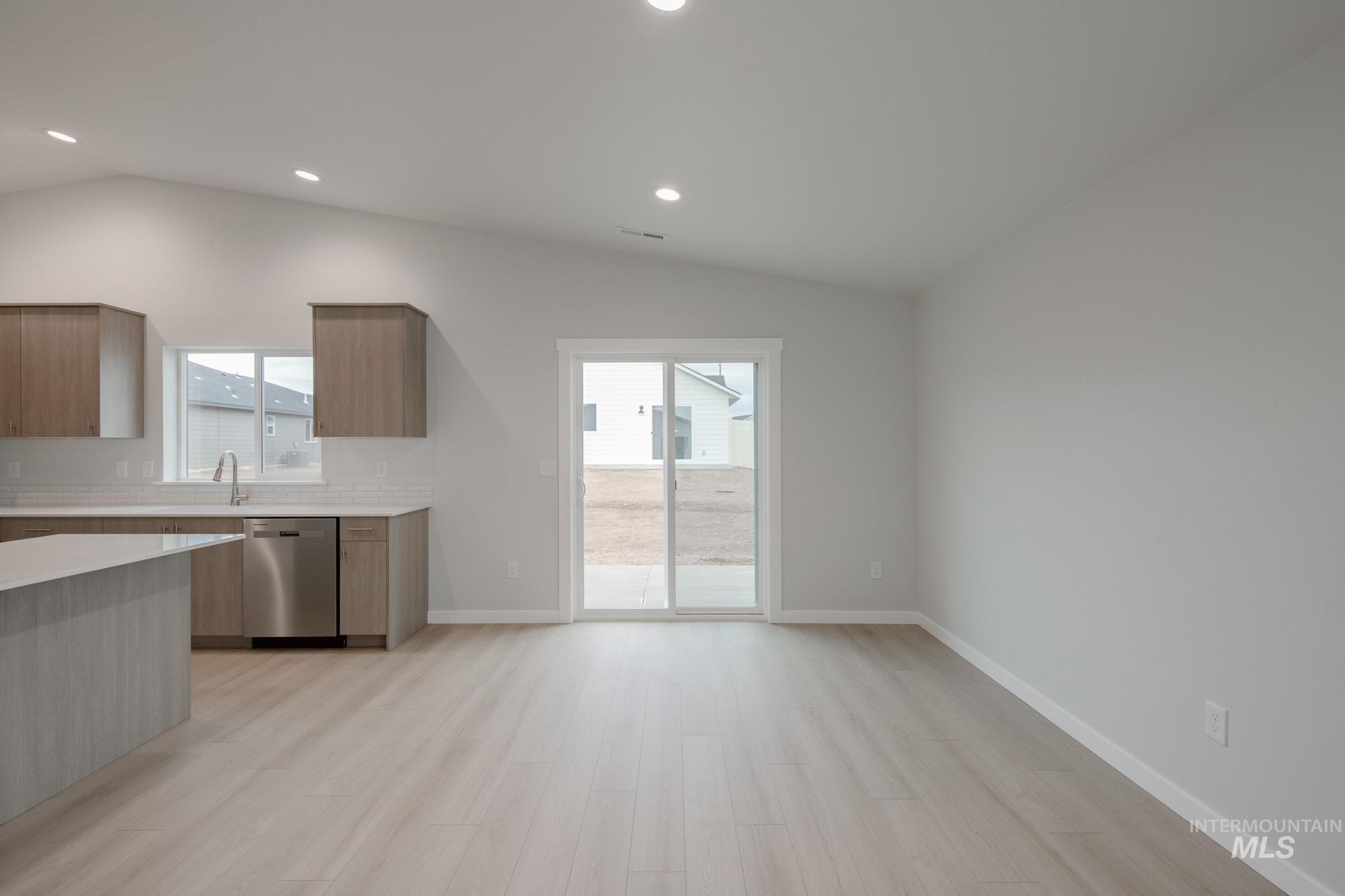 9038 W Camellia St, Nampa, Idaho 83687, 4 Bedrooms, 2 Bathrooms, Residential For Sale, Price $419,990,MLS 98968152