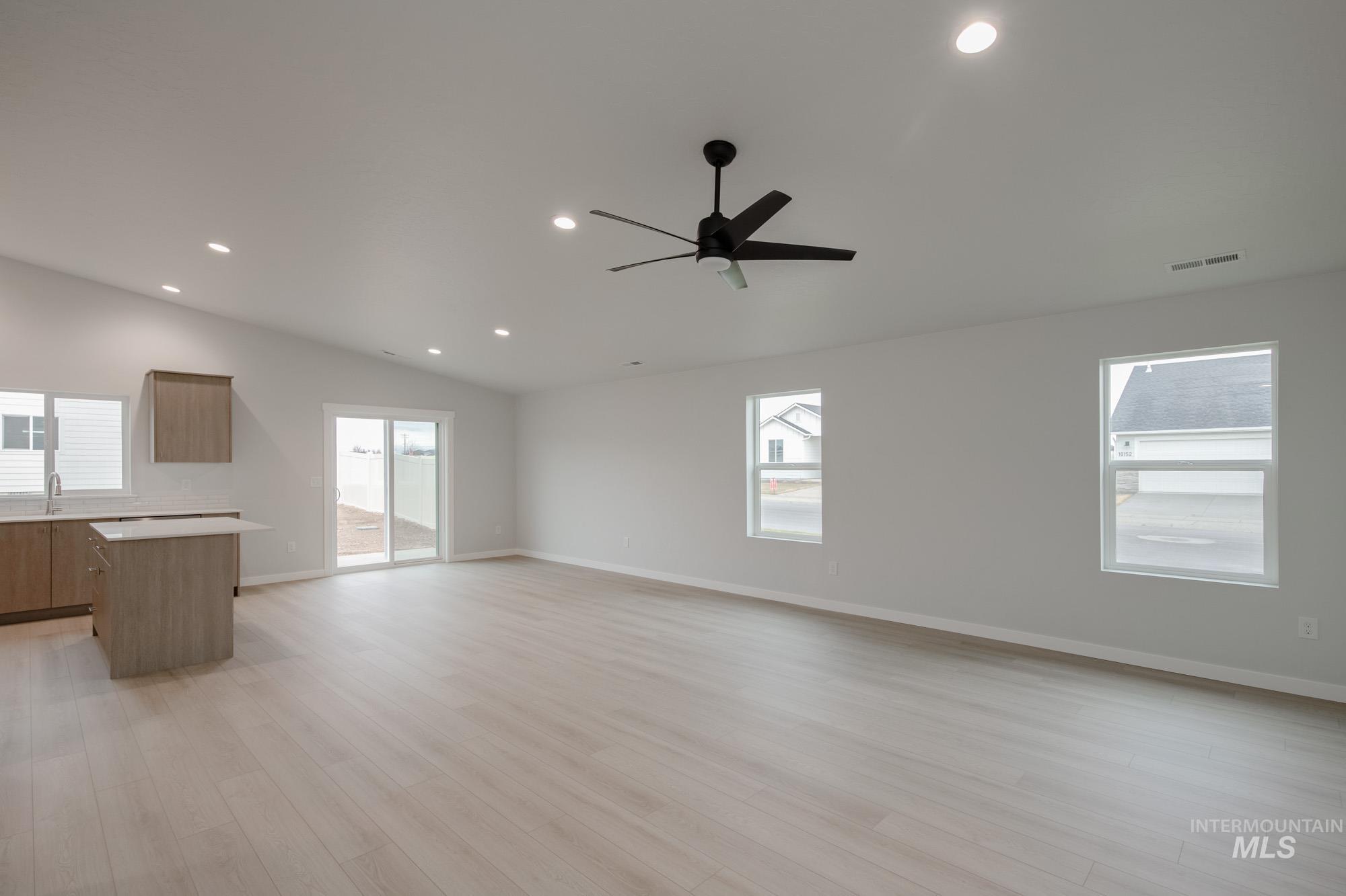 9038 W Camellia St, Nampa, Idaho 83687, 4 Bedrooms, 2 Bathrooms, Residential For Sale, Price $419,990,MLS 98968152