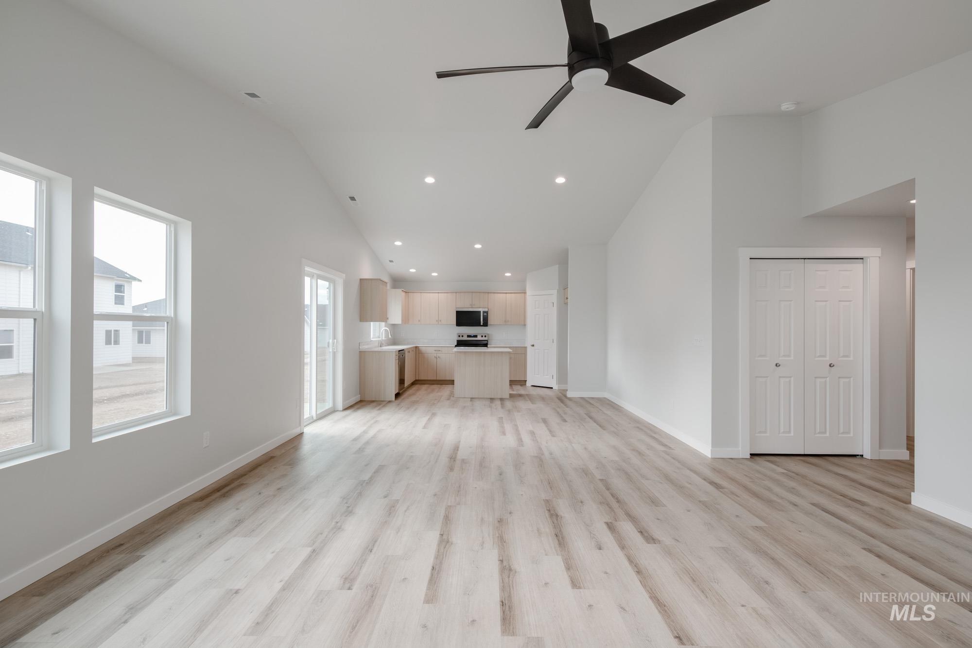 9067 W Violet St, Nampa, Idaho 83687, 4 Bedrooms, 2 Bathrooms, Residential For Sale, Price $433,990, 98968155