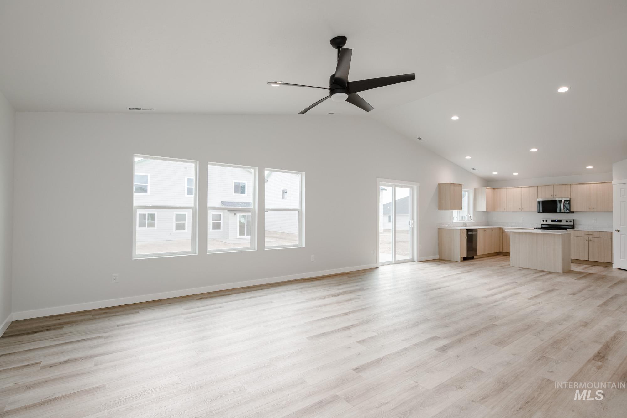 9067 W Violet St, Nampa, Idaho 83687, 4 Bedrooms, 2 Bathrooms, Residential For Sale, Price $433,990, 98968155