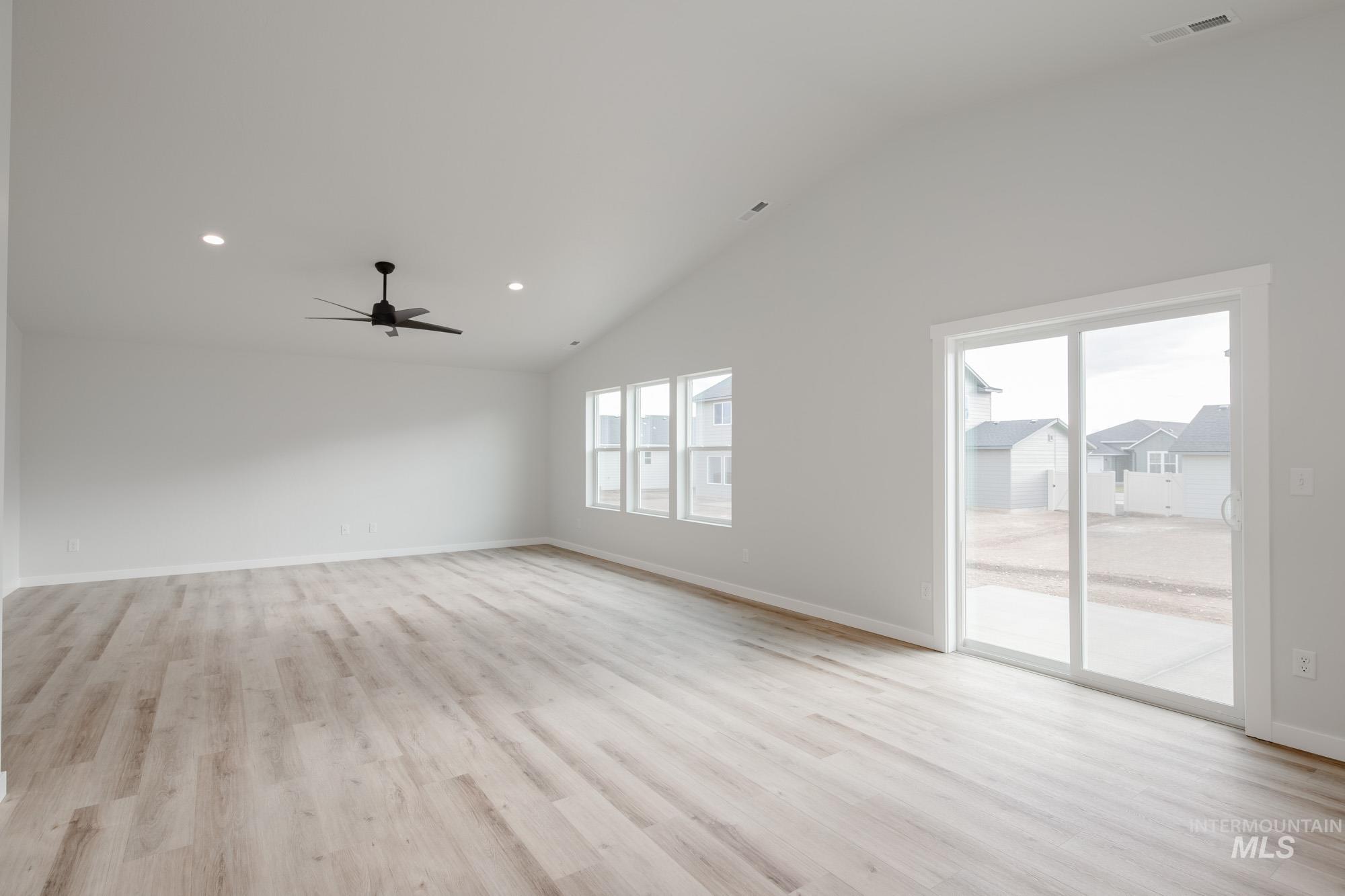 9067 W Violet St, Nampa, Idaho 83687, 4 Bedrooms, 2 Bathrooms, Residential For Sale, Price $433,990, 98968155