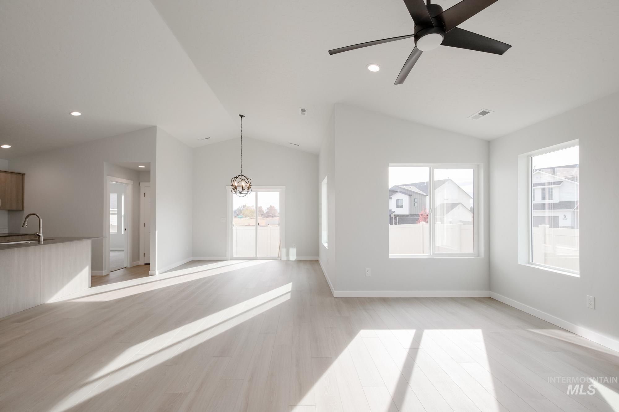 9123 W Violet St, Nampa, Idaho 83687, 4 Bedrooms, 2 Bathrooms, Residential For Sale, Price $444,990,MLS 98968156