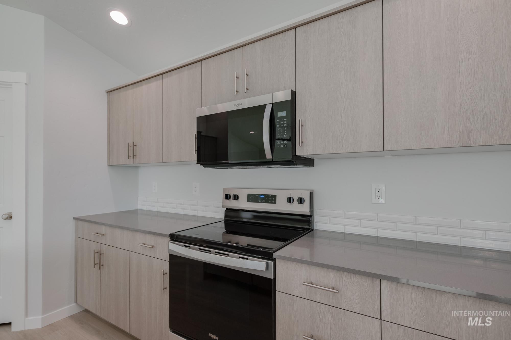 9123 W Violet St, Nampa, Idaho 83687, 4 Bedrooms, 2 Bathrooms, Residential For Sale, Price $444,990,MLS 98968156