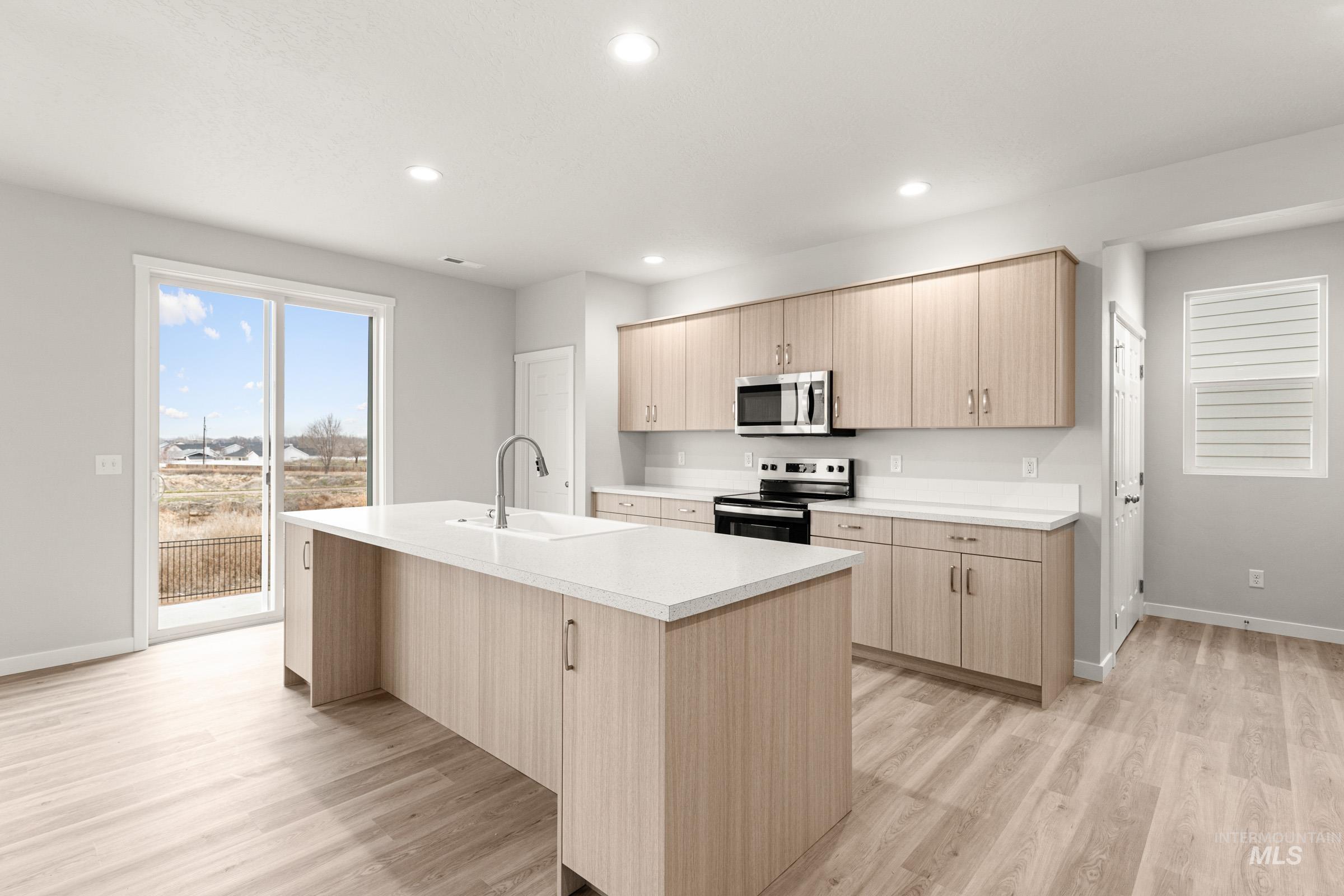 3822 E Jamestown Dr, Nampa, Idaho 83686, 5 Bedrooms, 4.5 Bathrooms, Residential For Sale, Price $674,990, 98968164