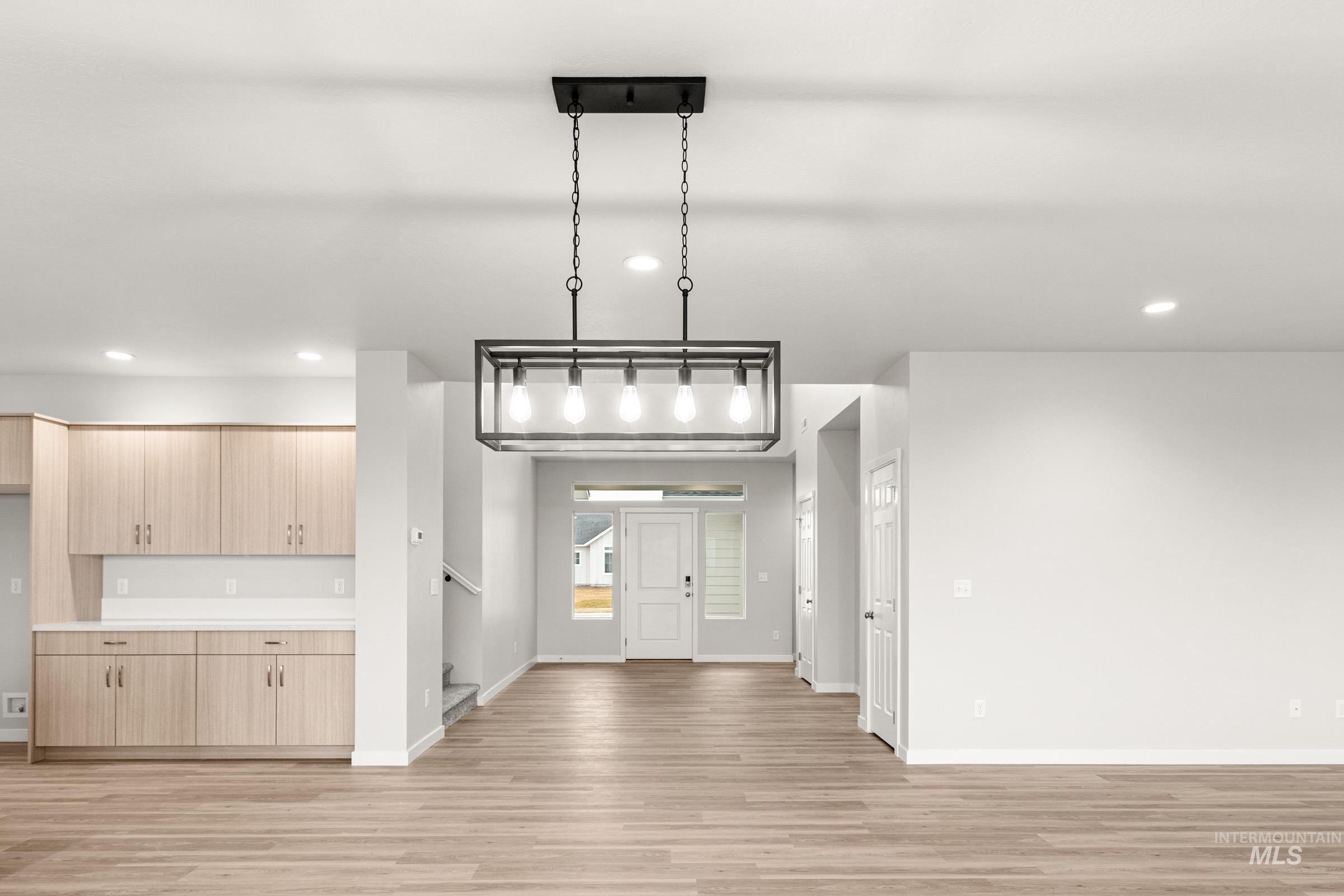 3822 E Jamestown Dr, Nampa, Idaho 83686, 5 Bedrooms, 4.5 Bathrooms, Residential For Sale, Price $674,990, 98968164