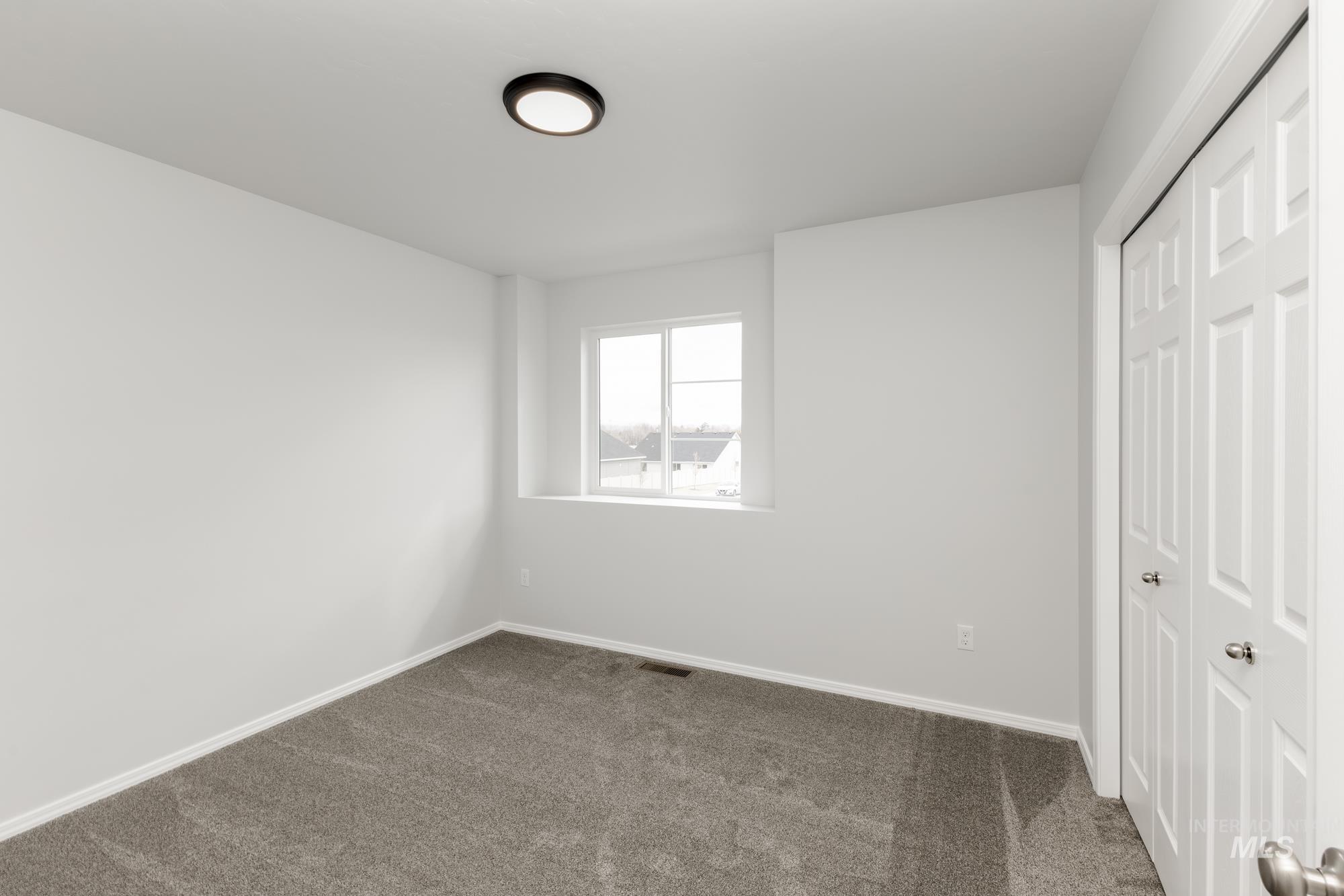 2502 W Fallon Loop, Nampa, Idaho 83651, 4 Bedrooms, 2.5 Bathrooms, Residential For Sale, Price $459,990,MLS 98968167