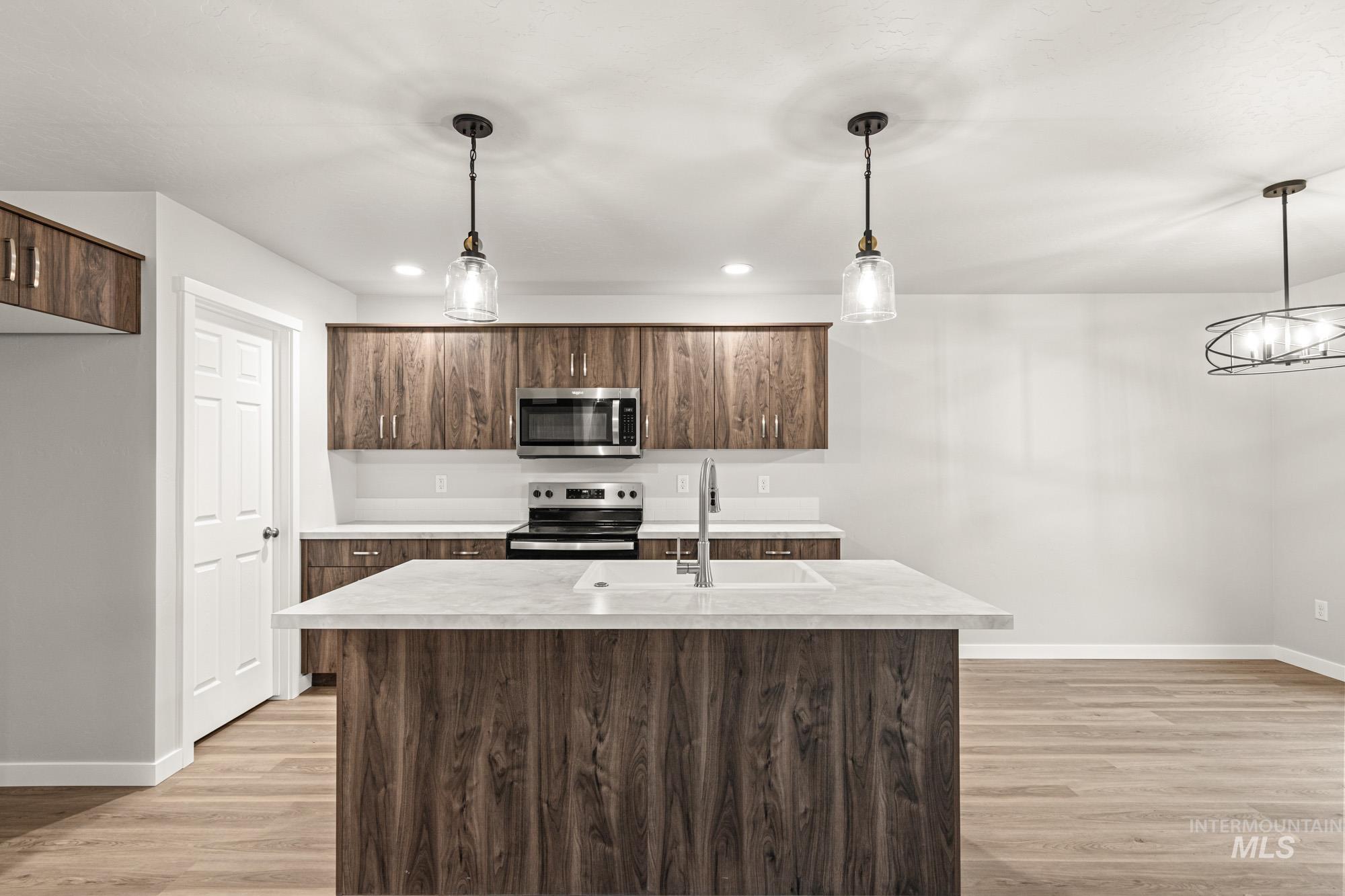 10771 Rutland St, Caldwell, Idaho 83605, 3 Bedrooms, 2.5 Bathrooms, Residential For Sale, Price $397,990,MLS 98968169