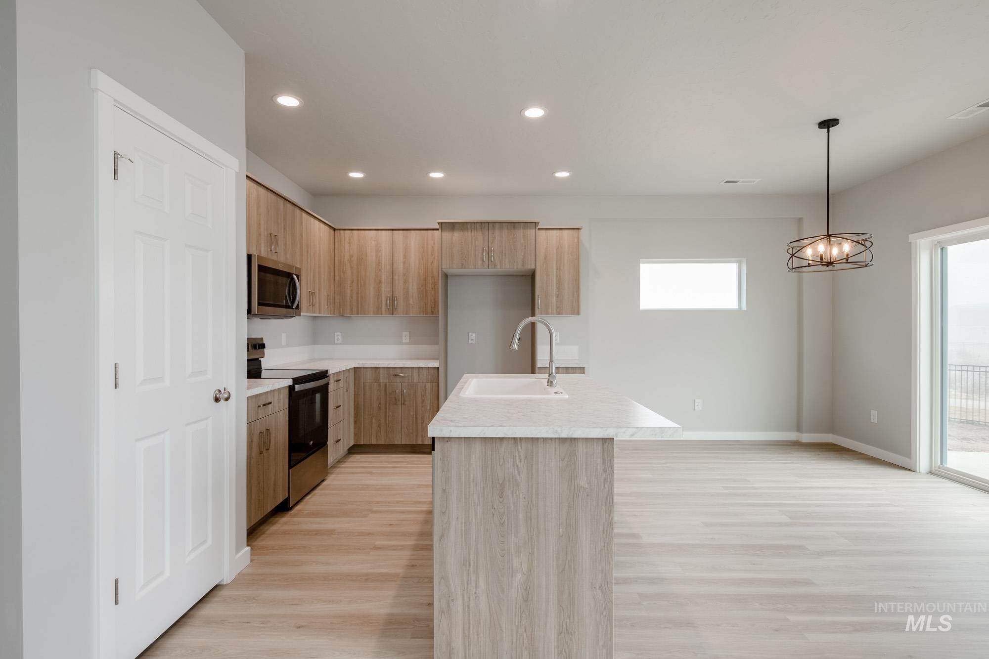 2494 W Fallon Loop, Nampa, Idaho 83651, 4 Bedrooms, 2.5 Bathrooms, Residential For Sale, Price $455,990, 98968170