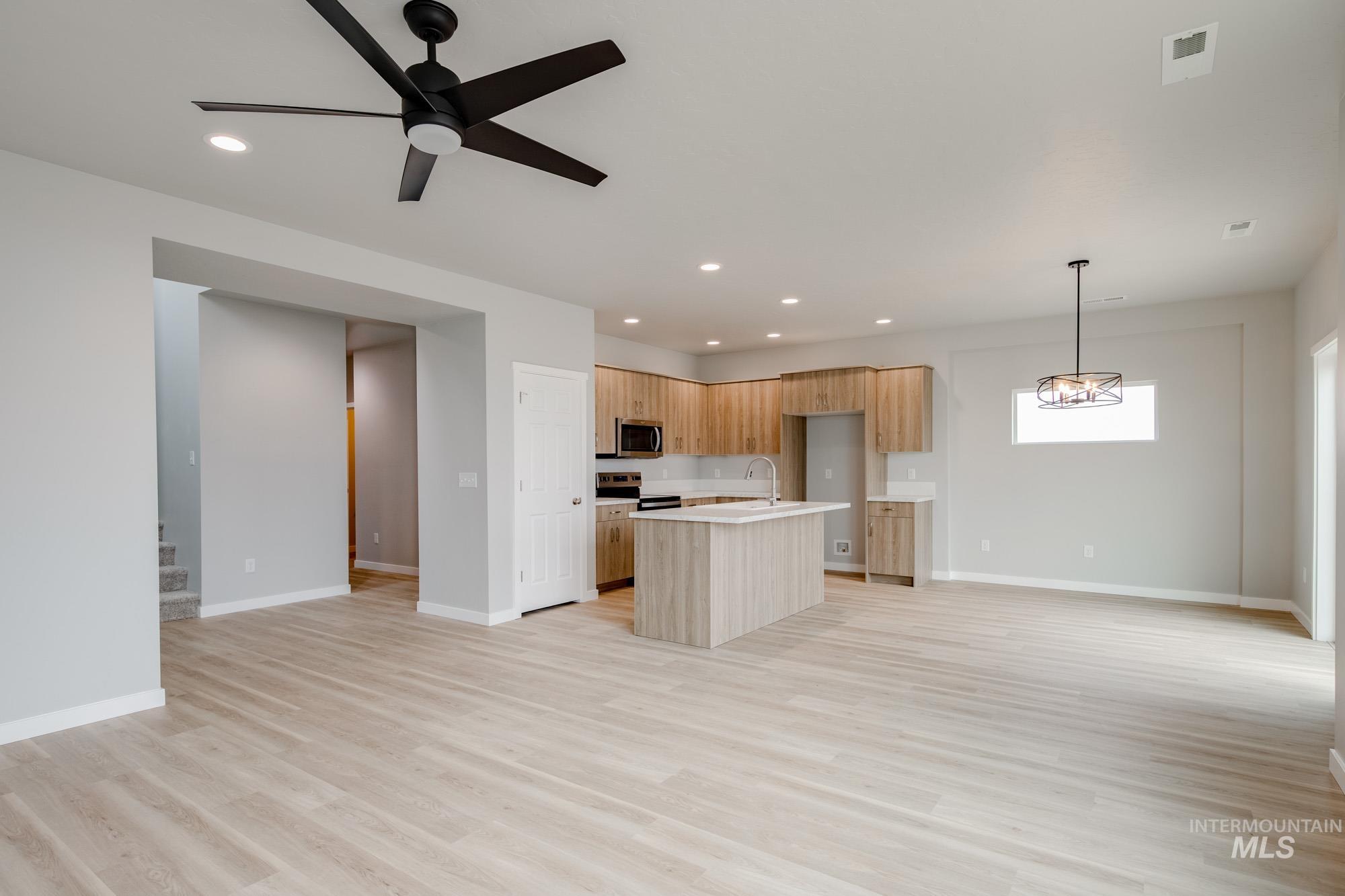 2494 W Fallon Loop, Nampa, Idaho 83651, 4 Bedrooms, 2.5 Bathrooms, Residential For Sale, Price $455,990,MLS 98968170