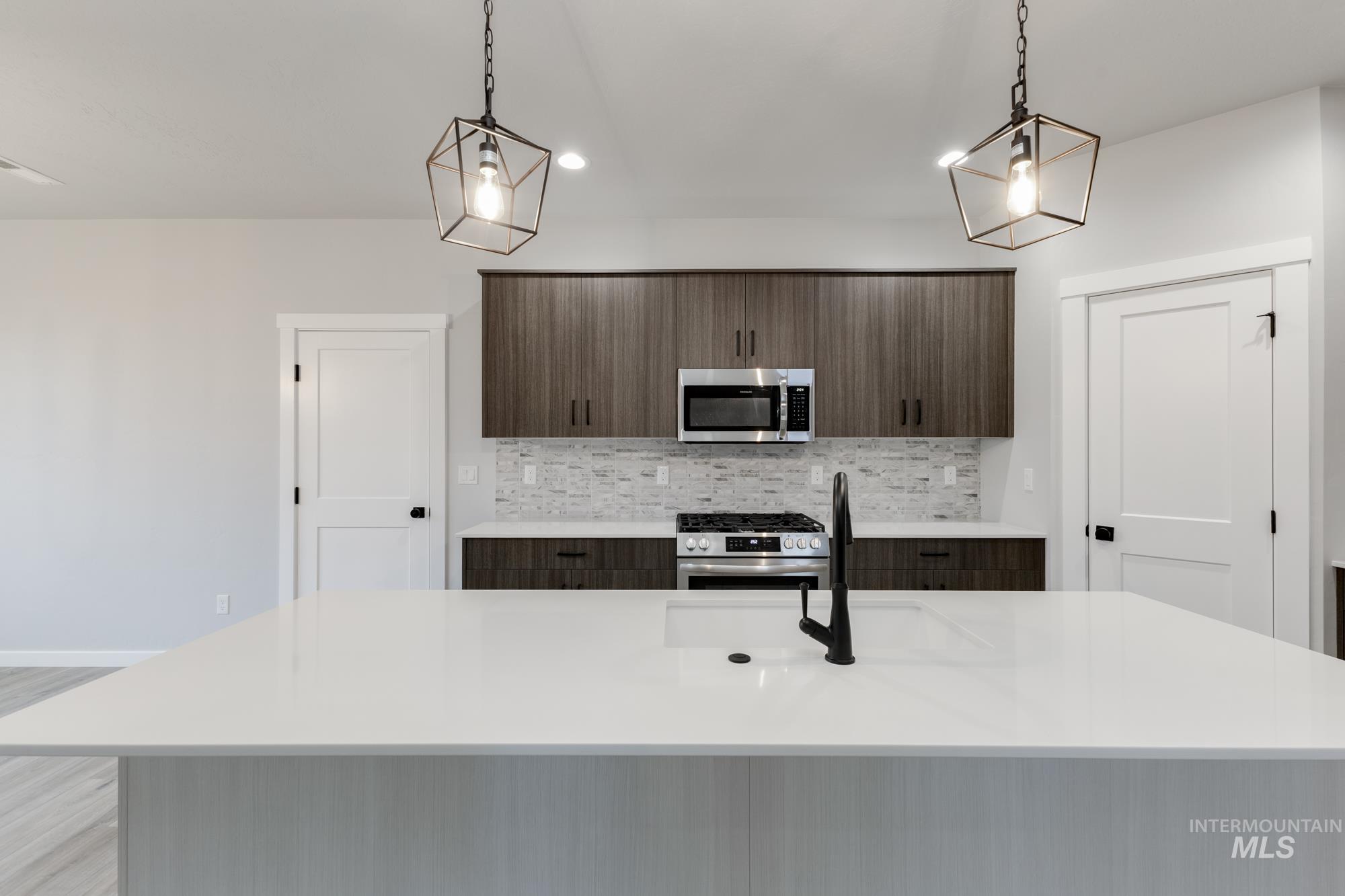 7280 W Crested Eagle Dr, Boise, Idaho 83709, 4 Bedrooms, 2.5 Bathrooms, Residential For Sale, Price $664,990,MLS 98968180