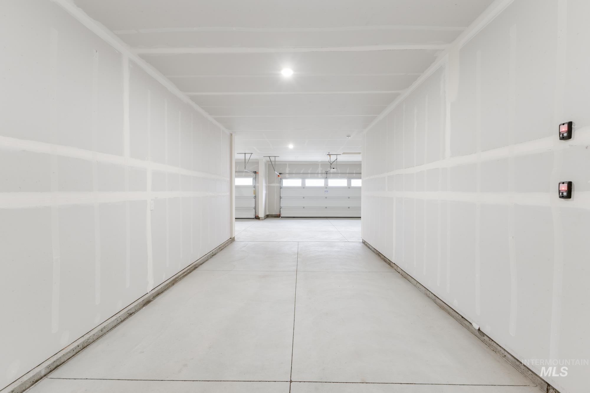 7280 W Crested Eagle Dr, Boise, Idaho 83709, 4 Bedrooms, 2.5 Bathrooms, Residential For Sale, Price $664,990,MLS 98968180